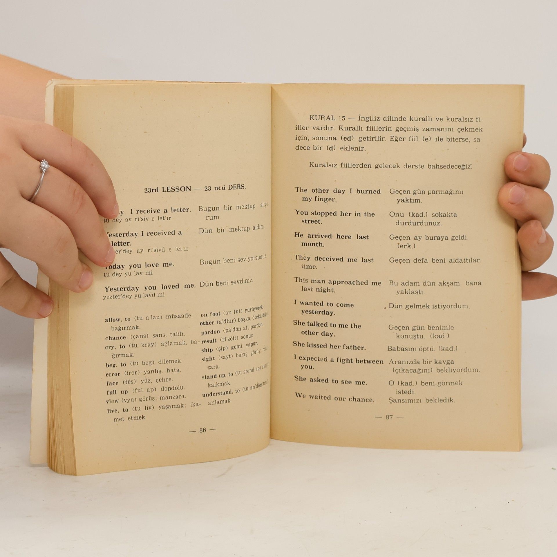 Various authors Ekman Sistemi ile İngilizce Öğreniniz!