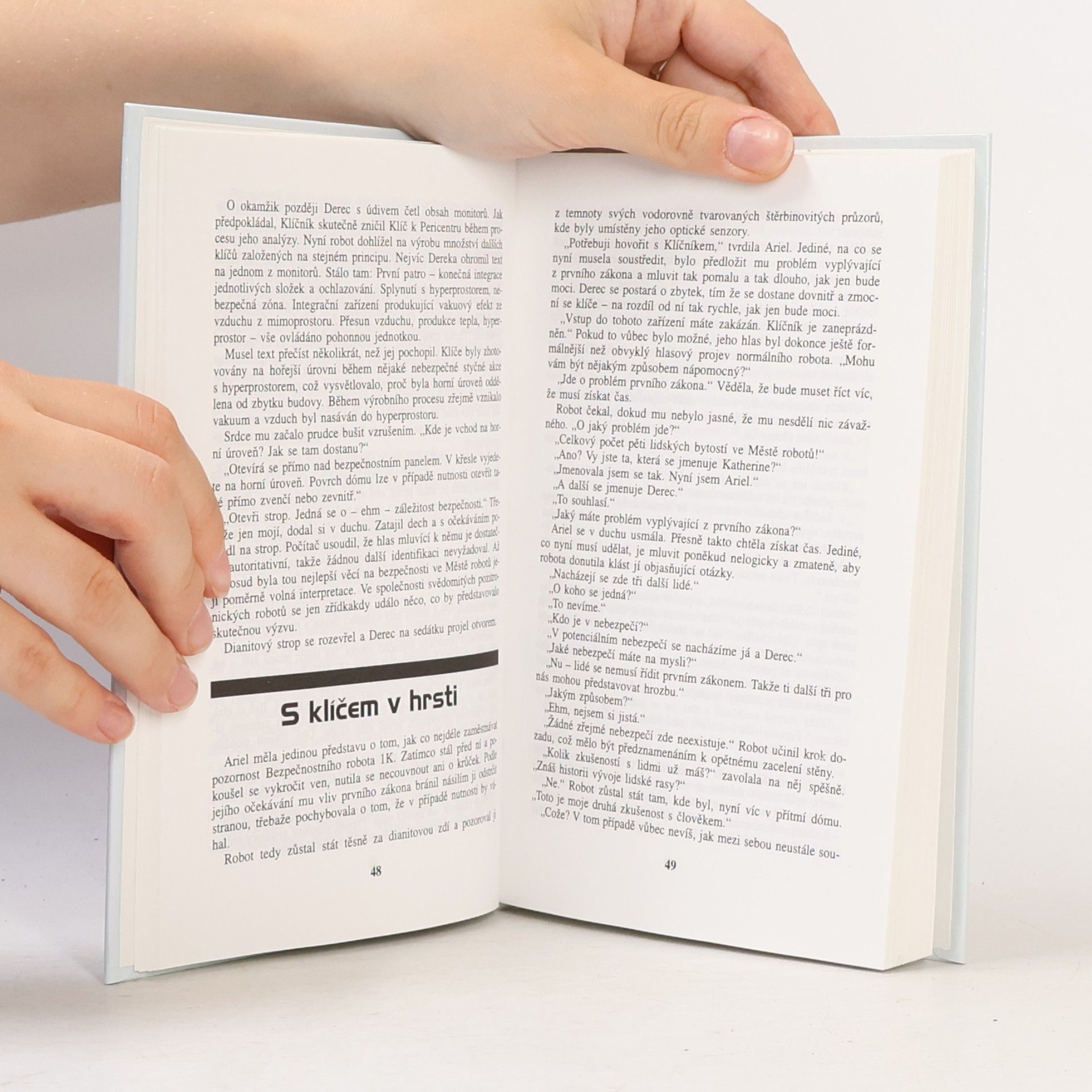 Autores varios Robouniversum Isaaca Asimova, Kyborg, Zázrak. 3.