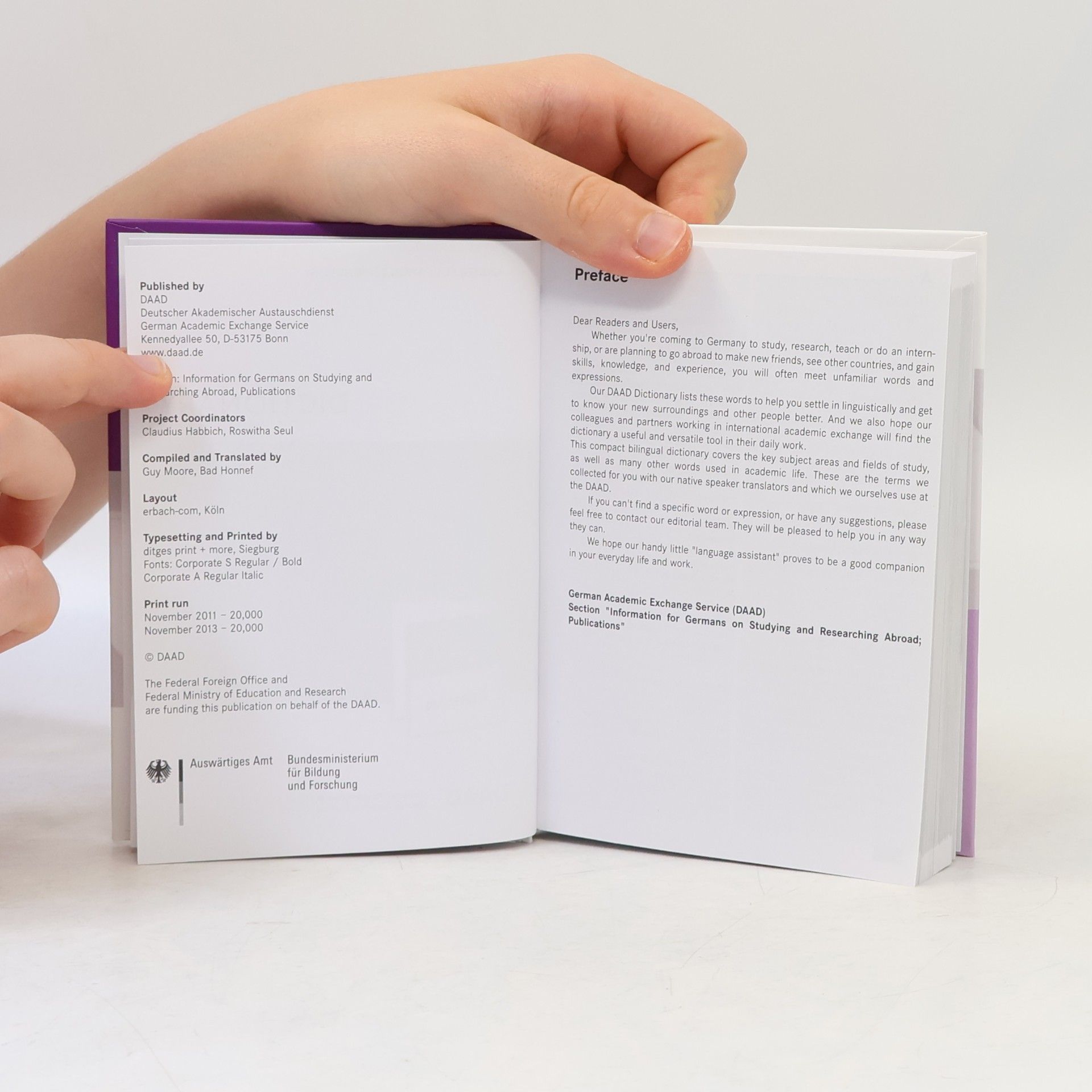 Kolektiv autorů Dictionary. English-German