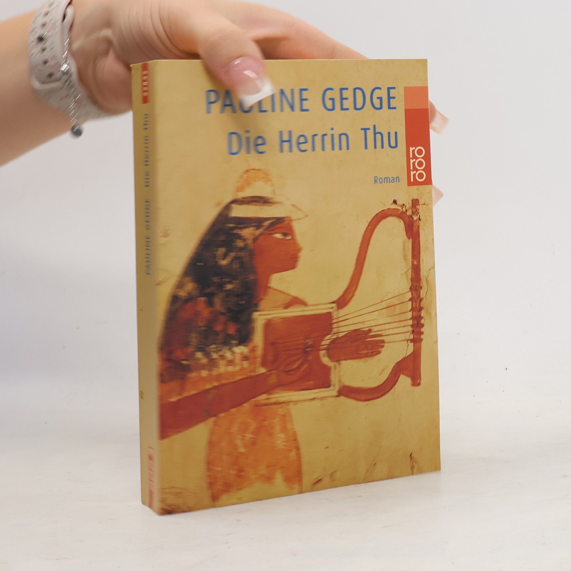 Pauline Gedge Die Herrin Thu