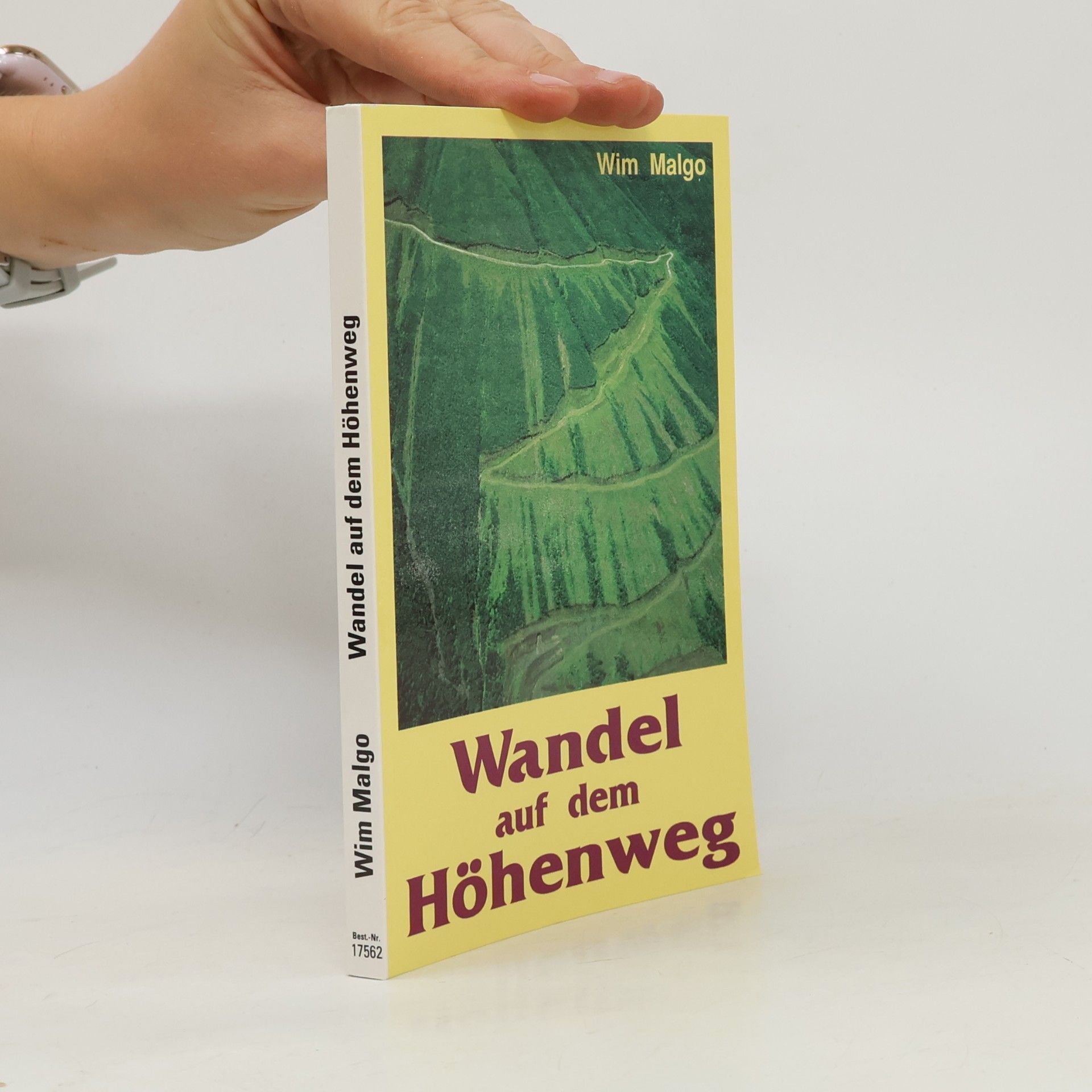 Wandel auf dem Höhenweg.