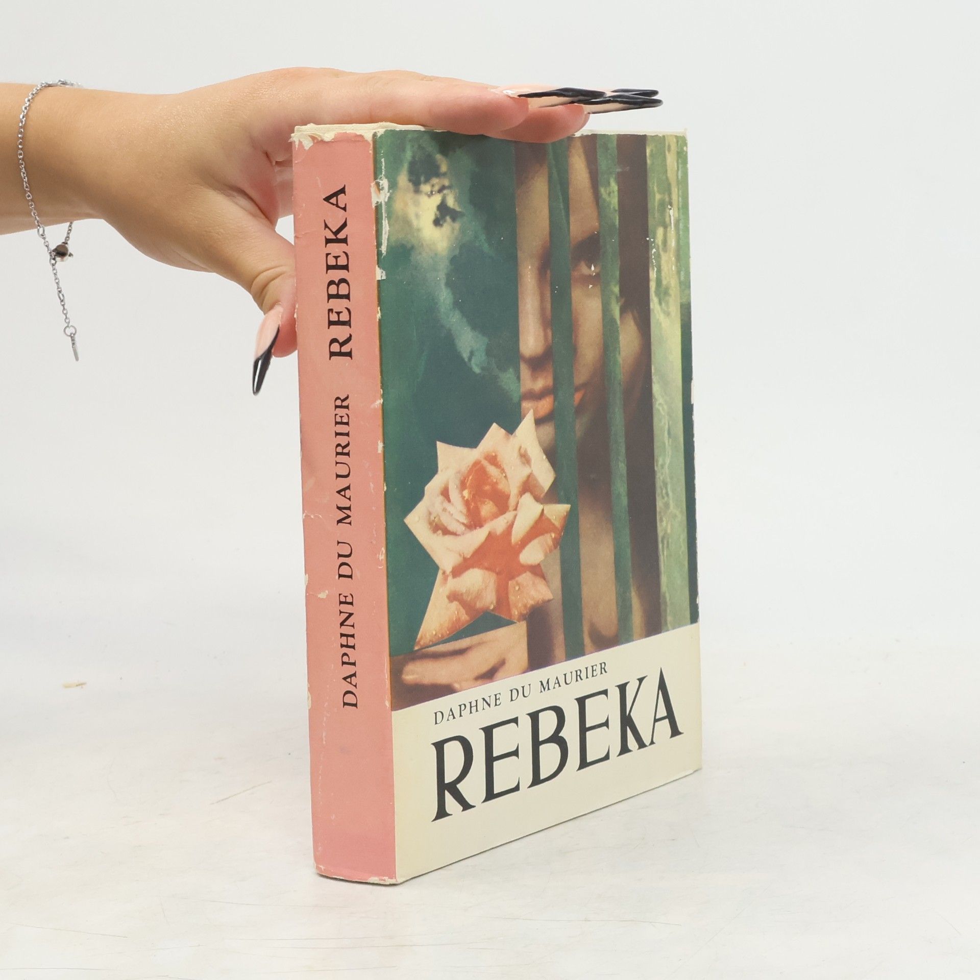 Daphne du Maurier Rebeka