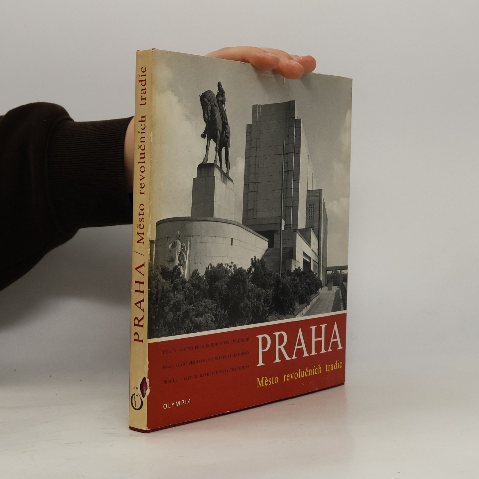 Praha. Město revolučních tradic