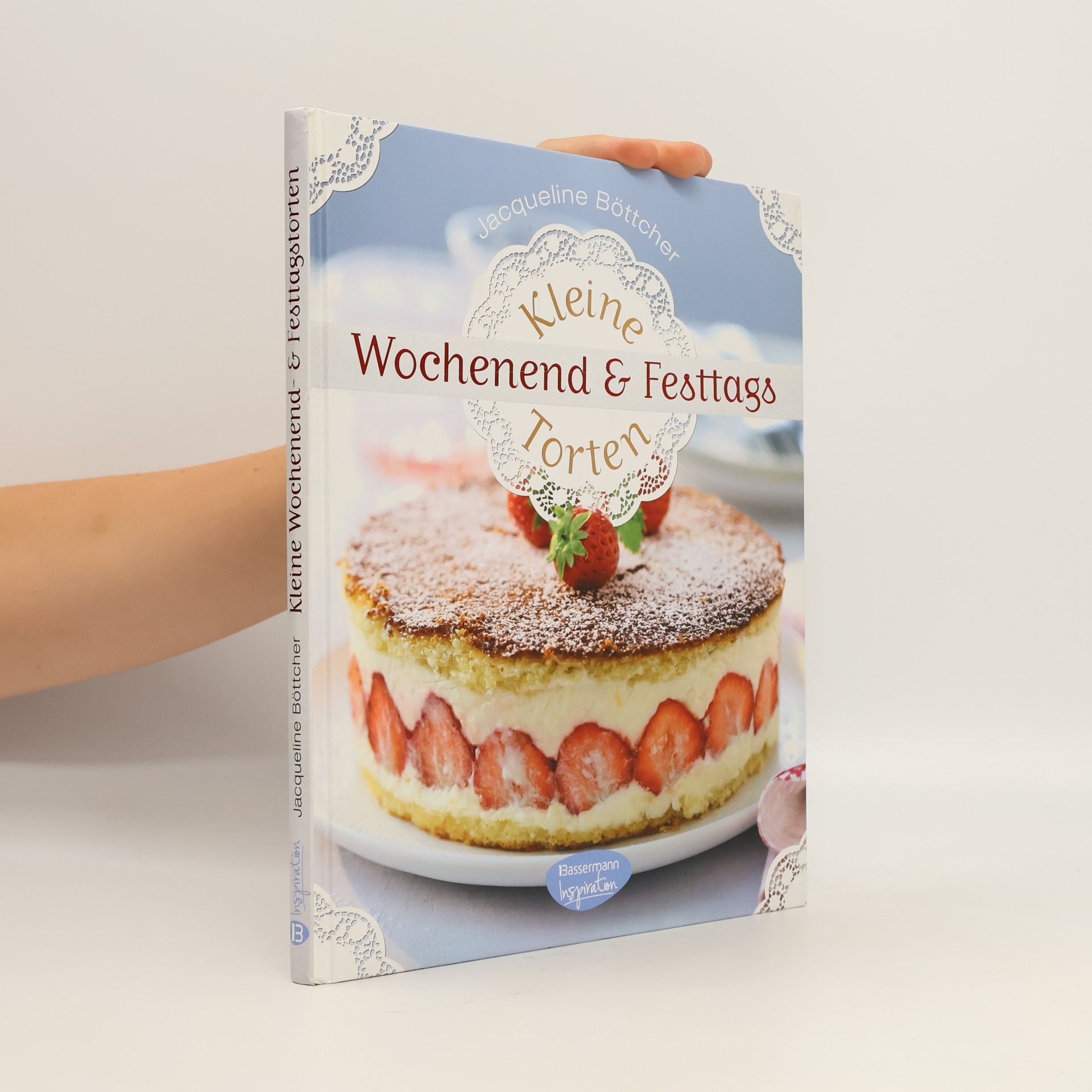 Jacqueline Twenhöfel Kleine Wochenend- & Festtagstorten