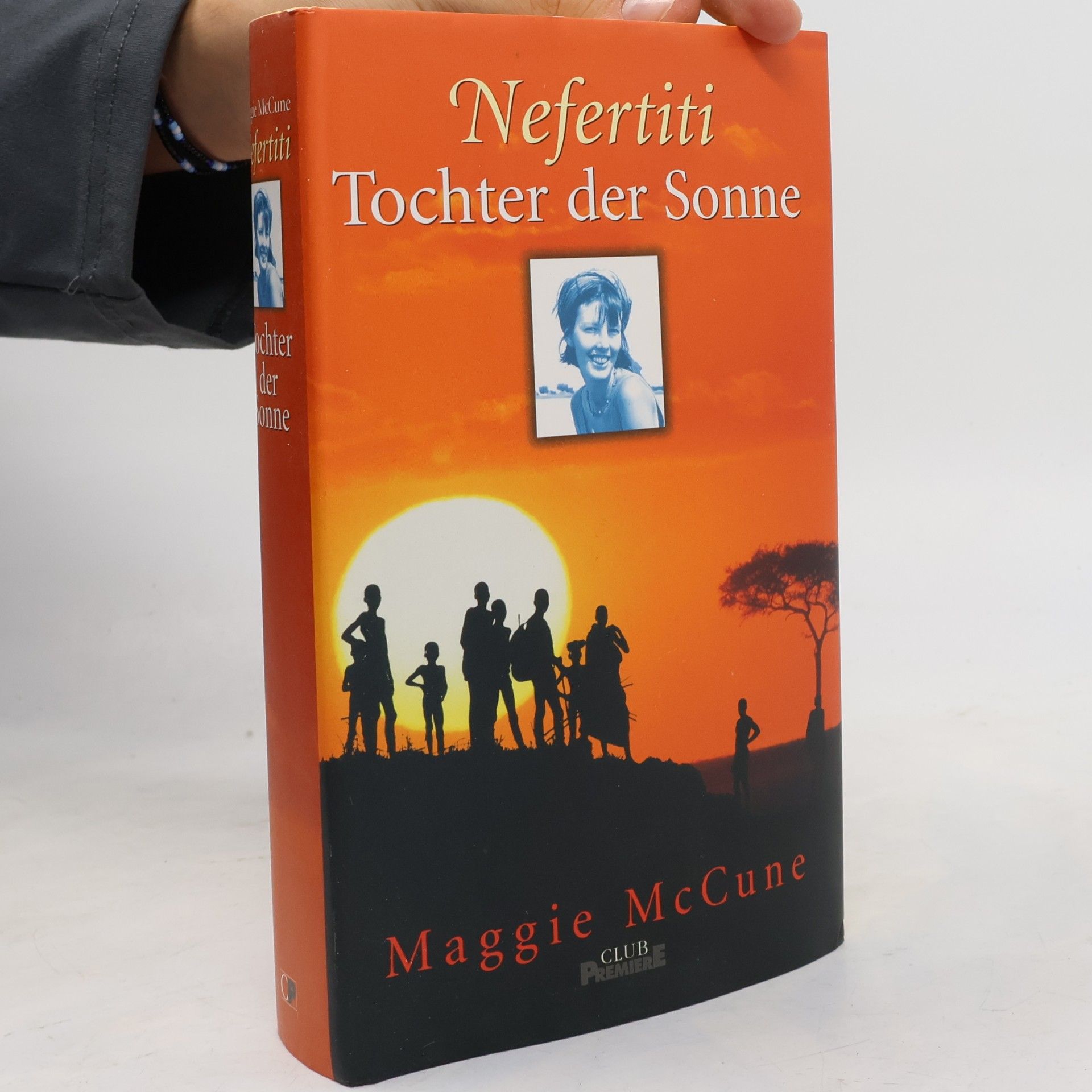 Maggie McCune Nefertiti. Tochter der Sonne