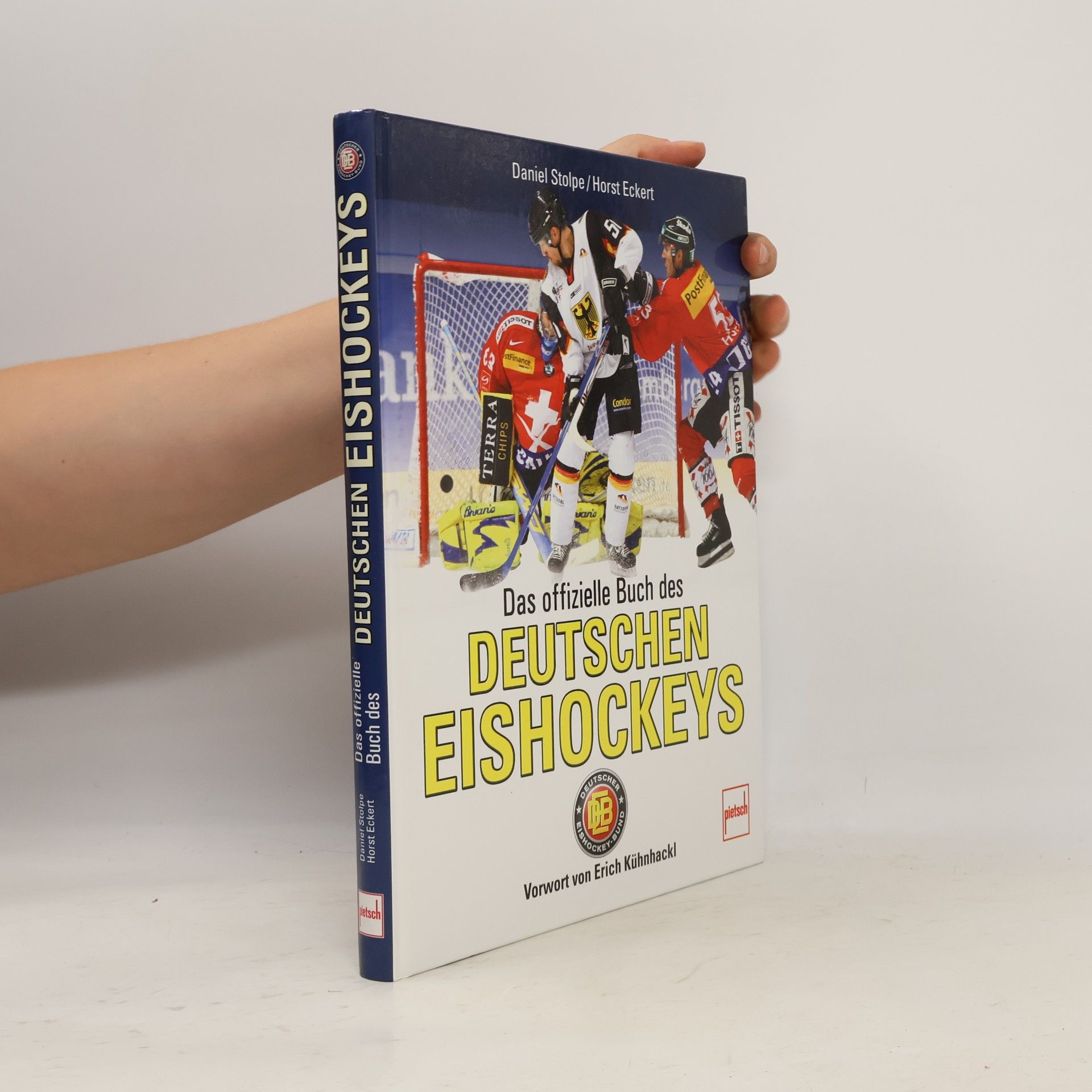 Das offizielle Fanbuch des Deutschen Eishockeys