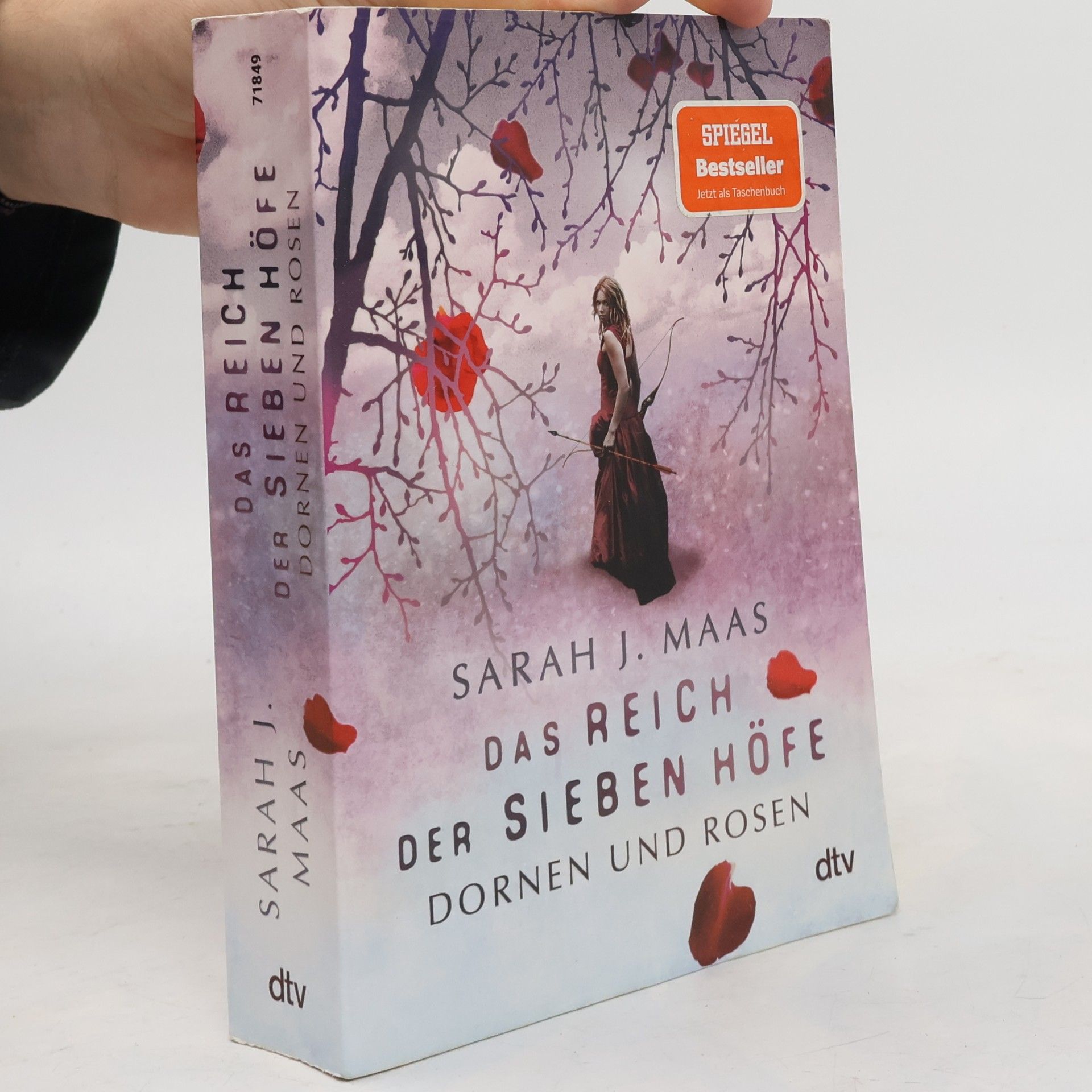 Das Reich der sieben Höfe. Dornen und Rosen