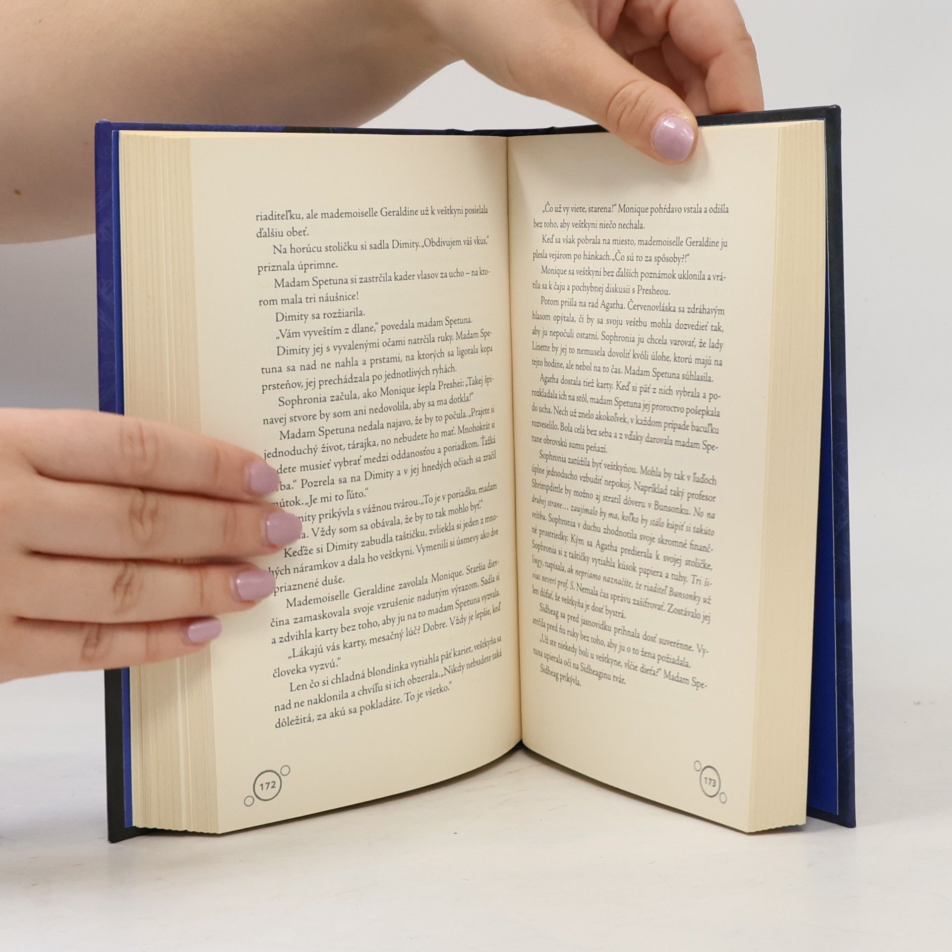 Gail Carriger Poklony a sprisahania
