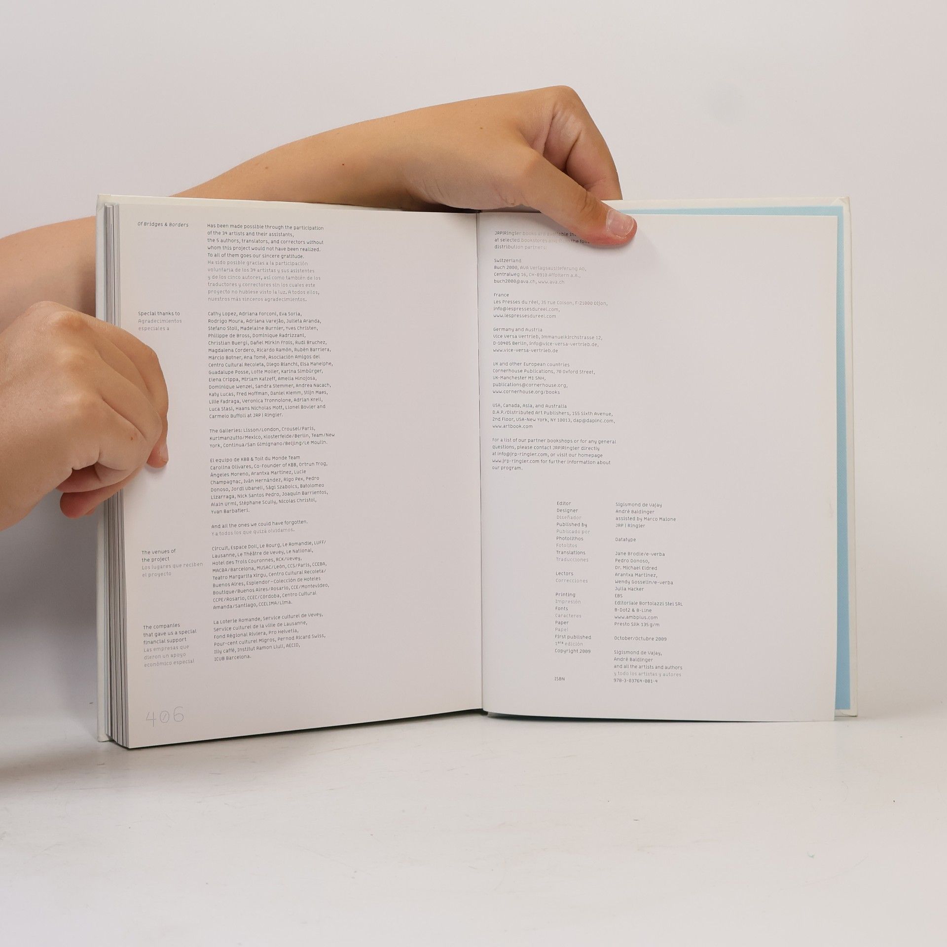 Sigismond de Vajay Of Bridges & Borders: Édition Anglaise