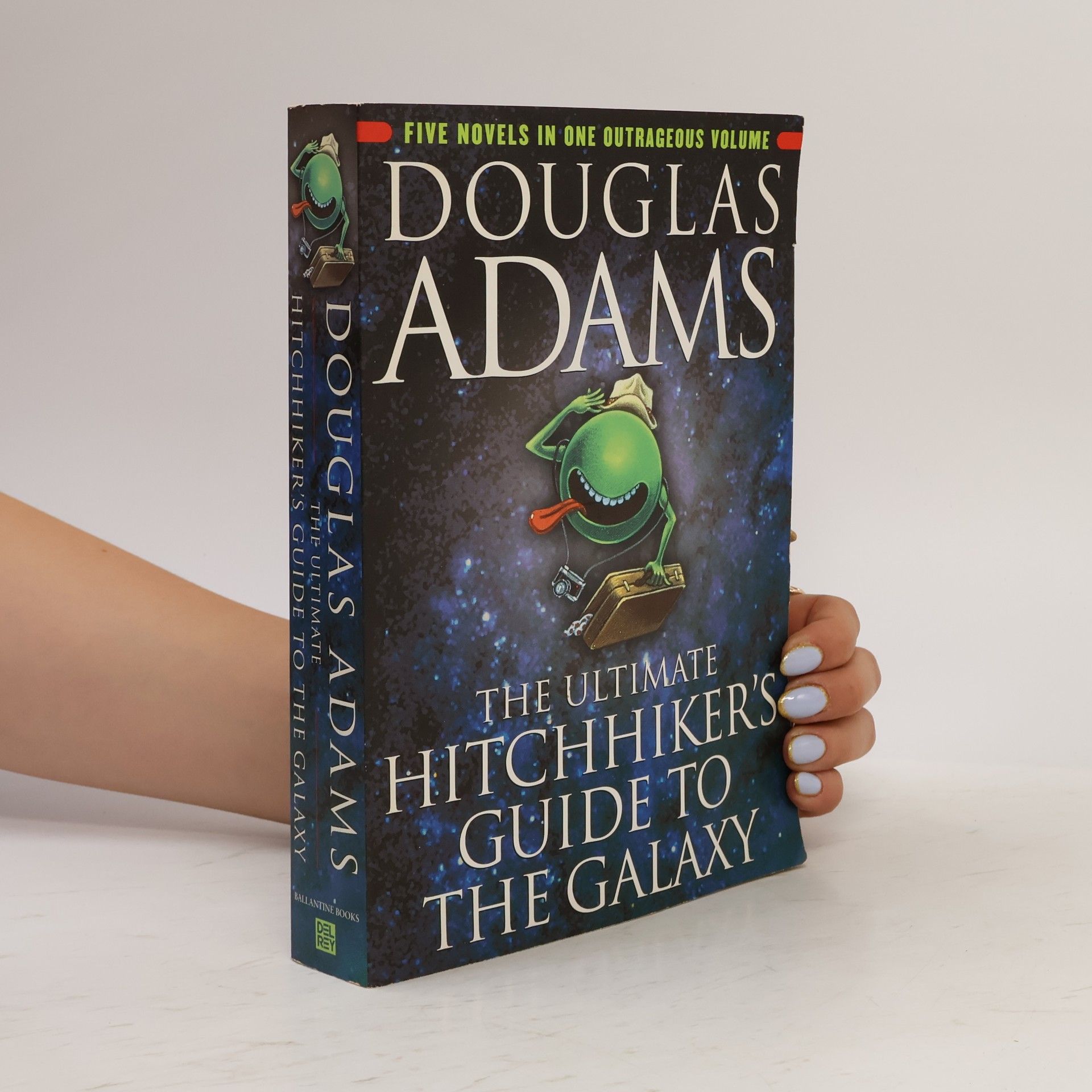 Douglas Adams The Ultimate Hitchhiker's Guide to the Galaxy