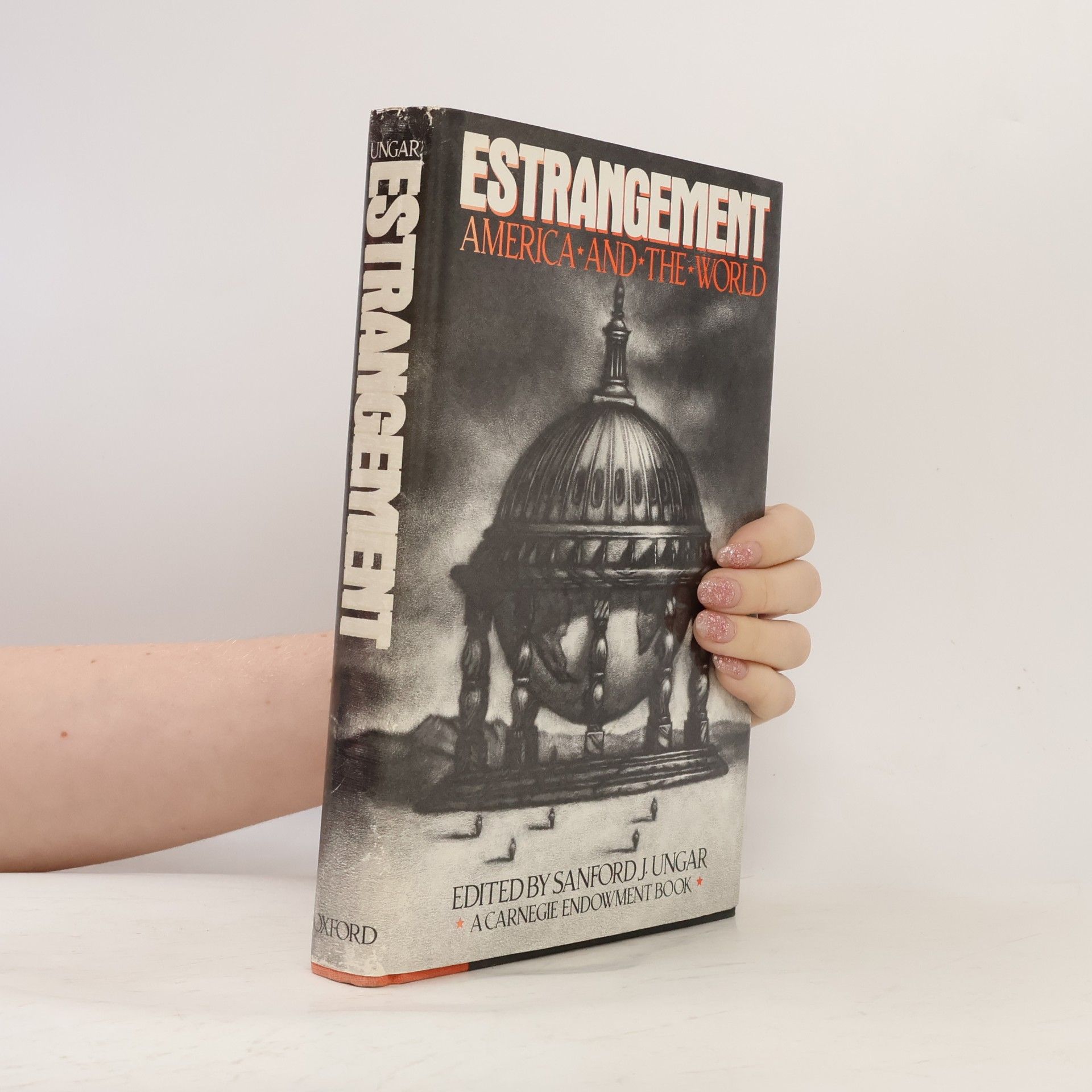AA.VV. Estrangement. America and the World