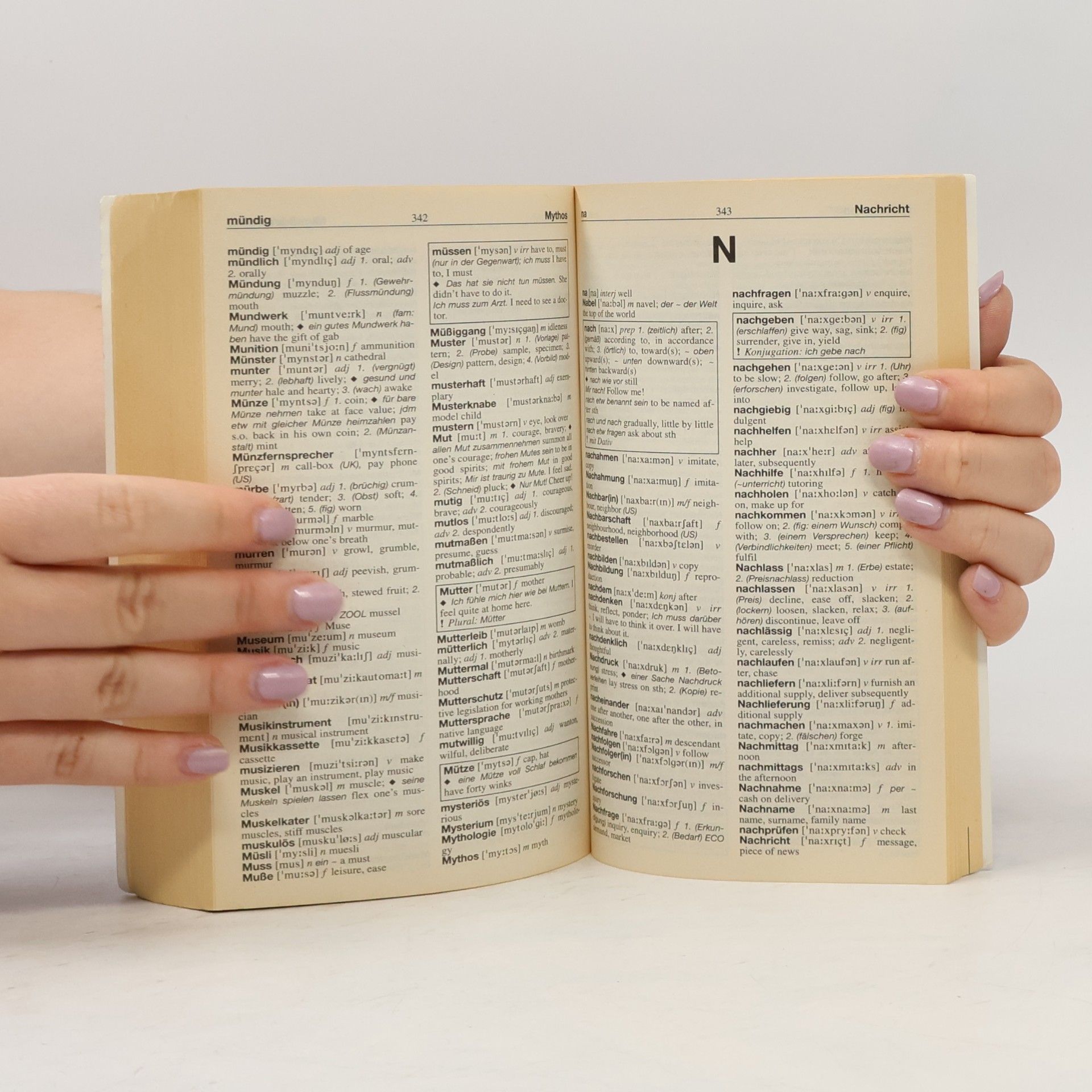 Kolektiv autorů Englisch Grund- und Aufbauwortschatz