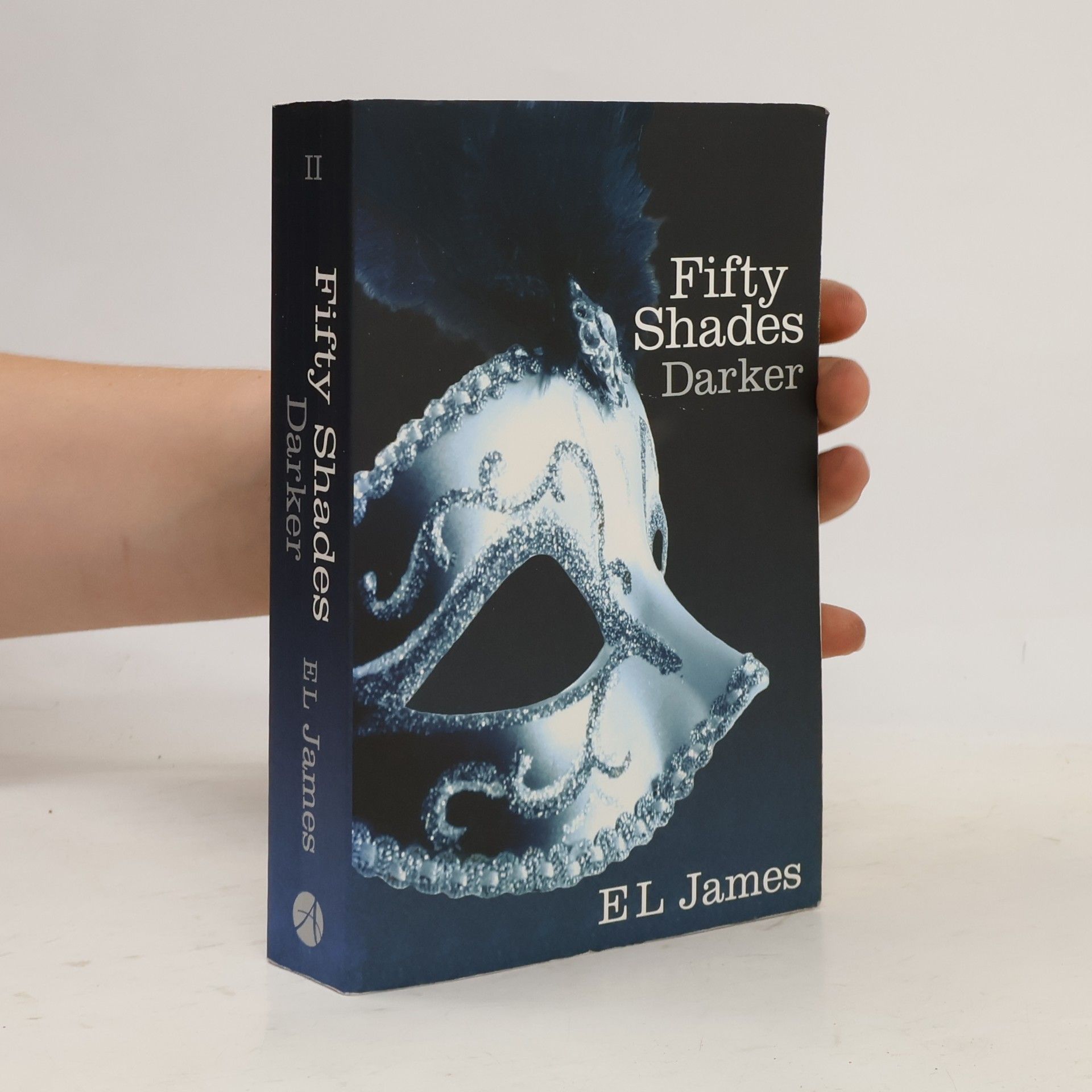 E. L. James Fifty Shades Darker