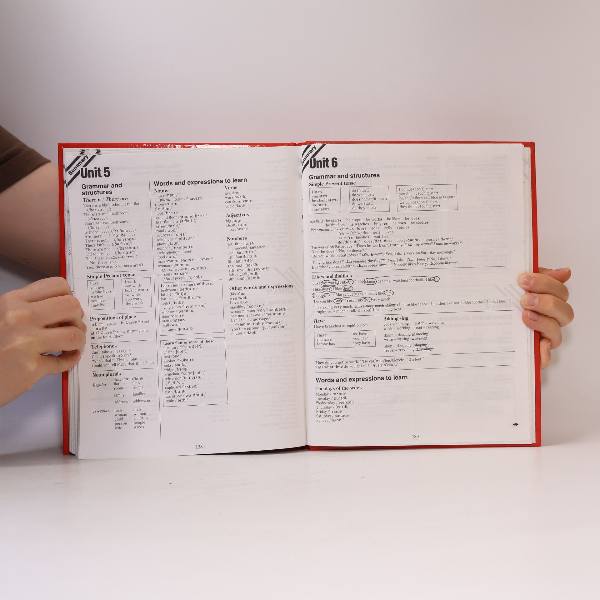 Michael Swan The Cambridge English course 1. Student's Book