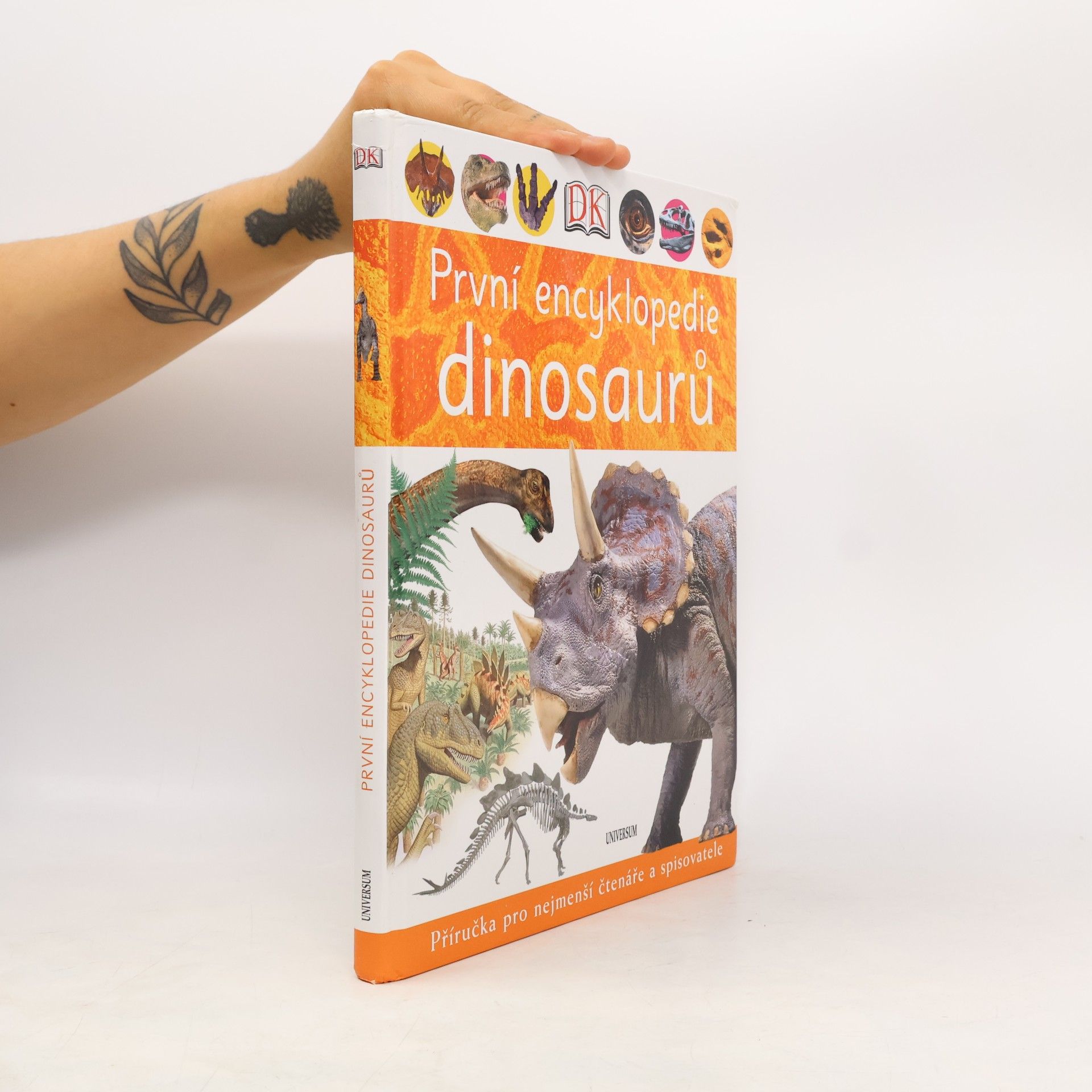 Jan Kadlec První encyklopedie dinosaurů