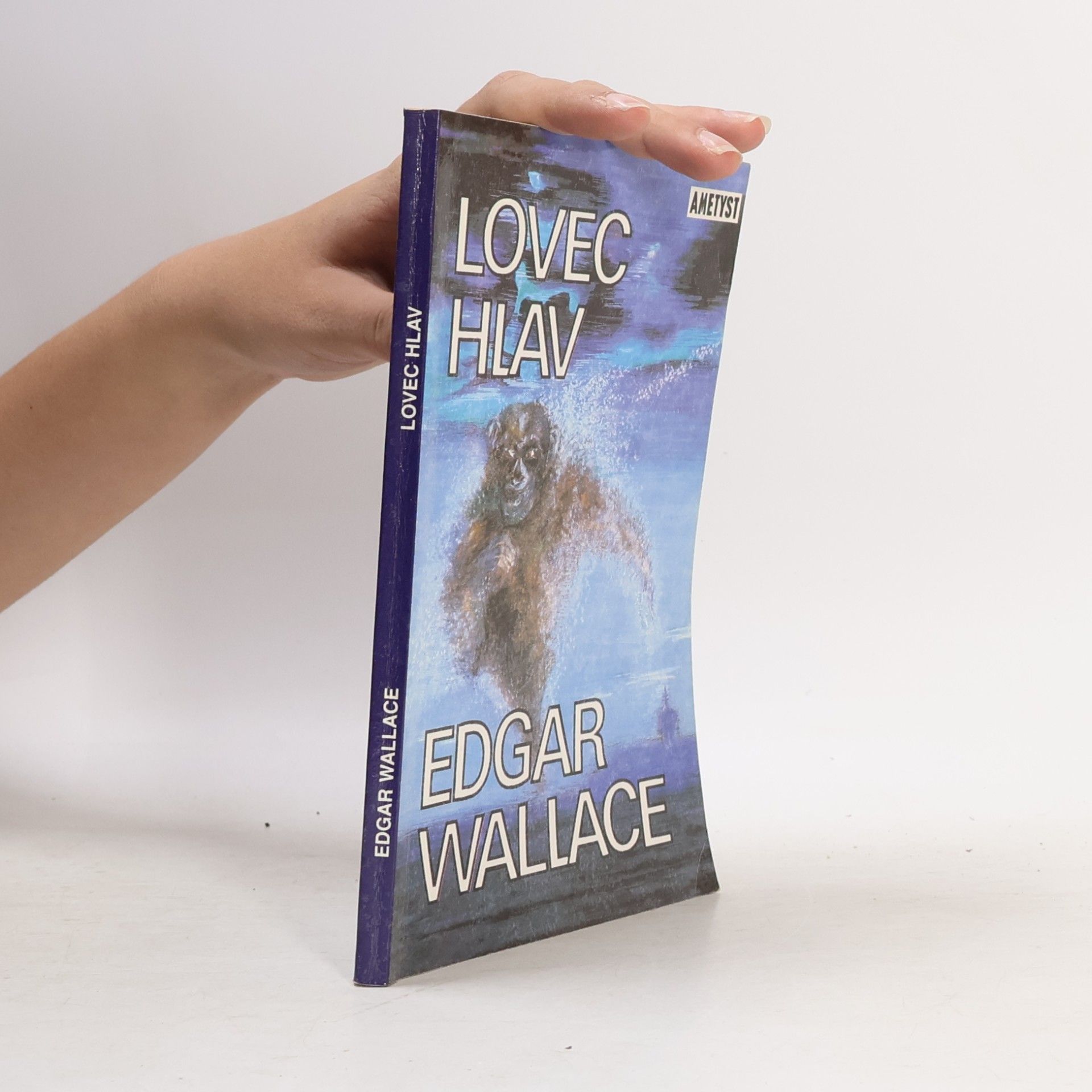 Edgar Wallace Lovec hlav