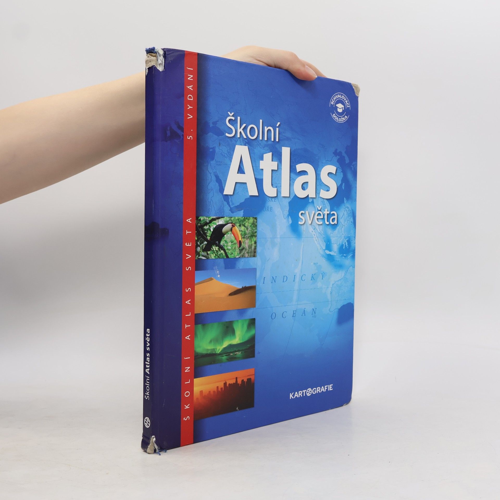Kolektiv autorů Školní atlas světa