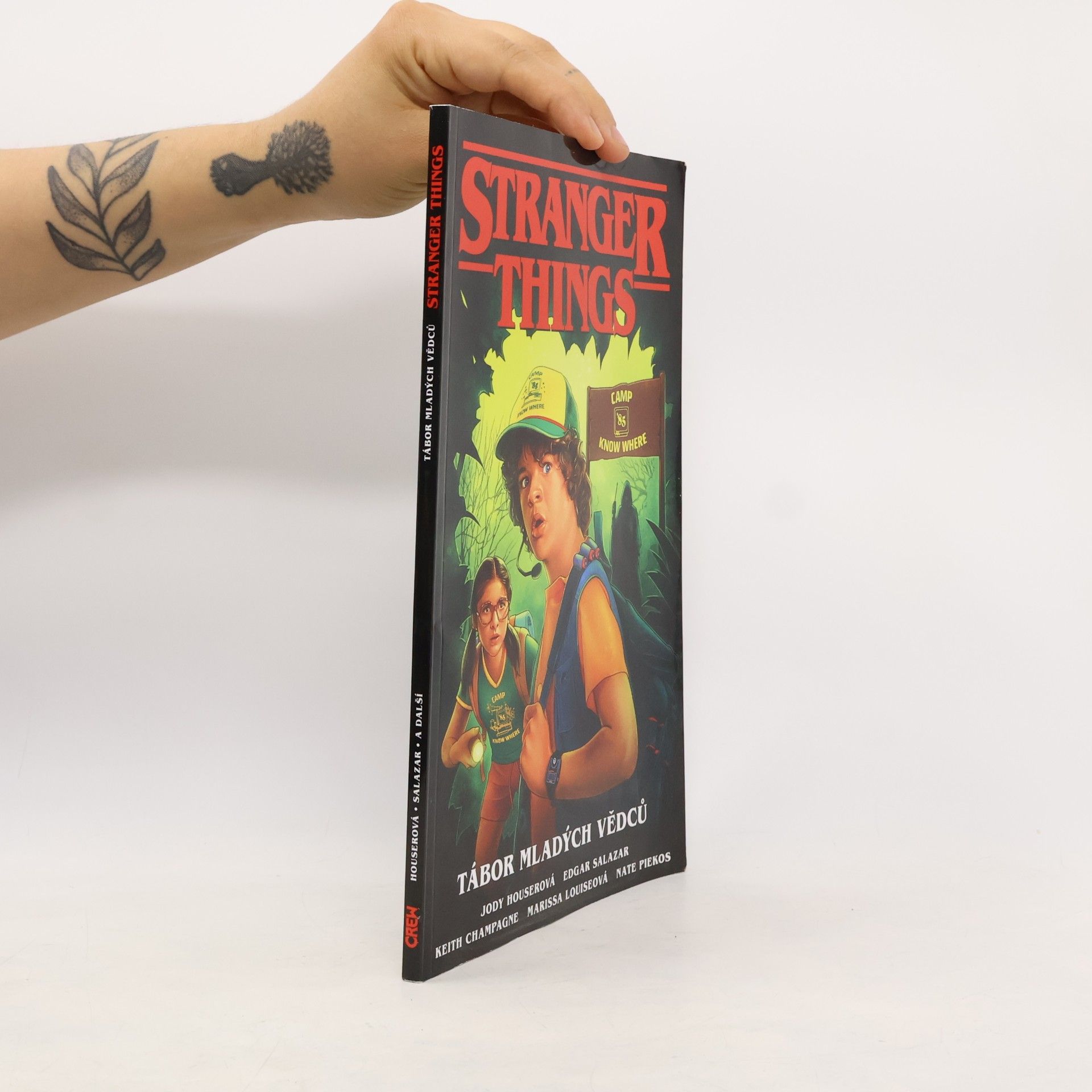 Edgar Salazar Stranger Things. Tábor mladých vědců