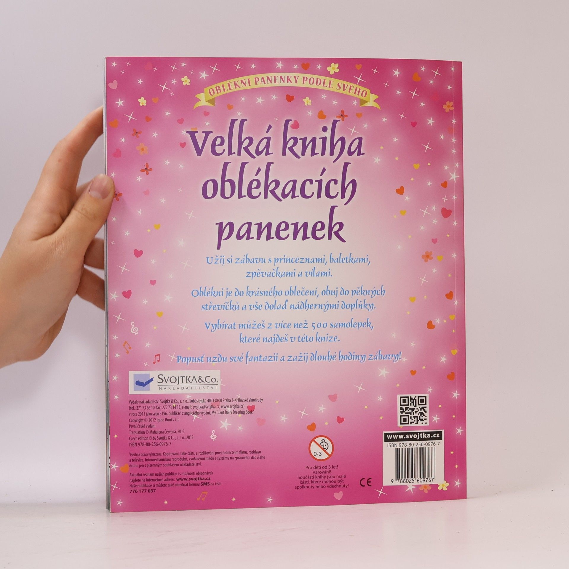 Velká kniha oblékacích panenek