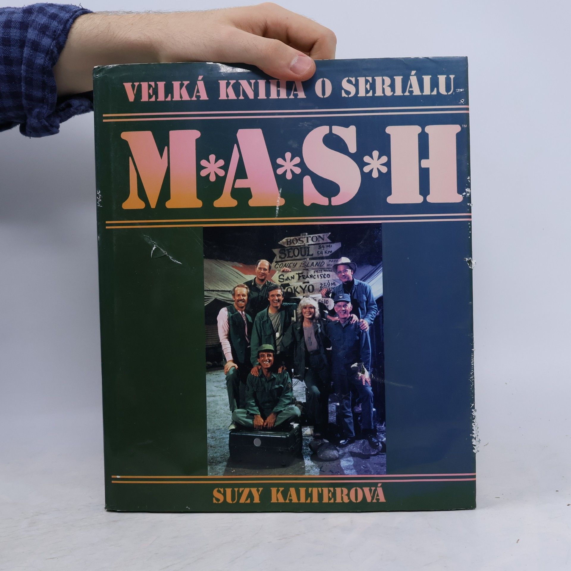 Suzy Kalter Velká kniha o seriálu M*A*S*H
