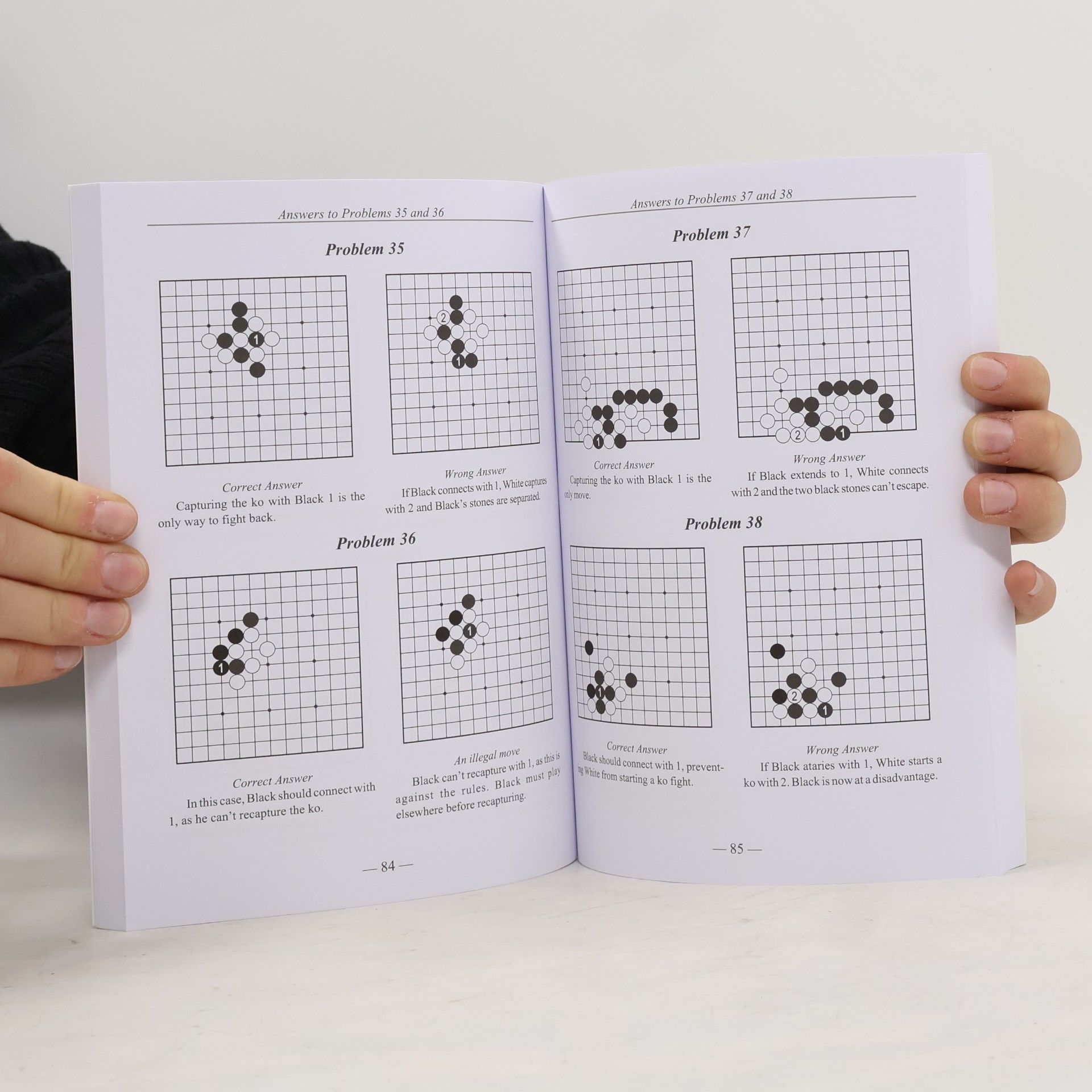 Yoshinori Kanō Graded Go Problems for Beginners. Volume One