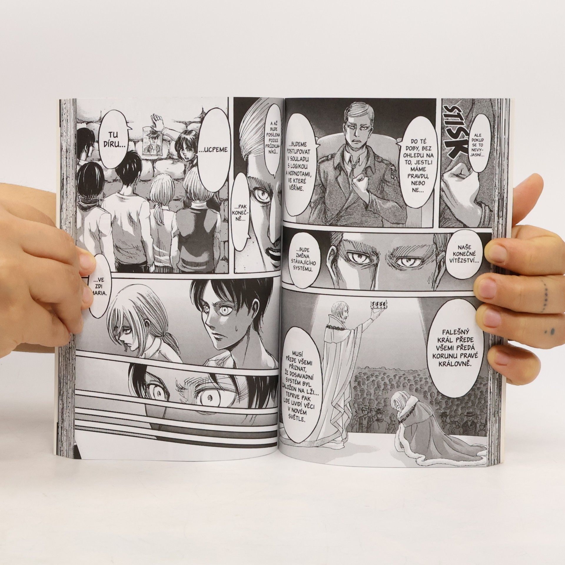 Hajime Isayama Útok titánů 14
