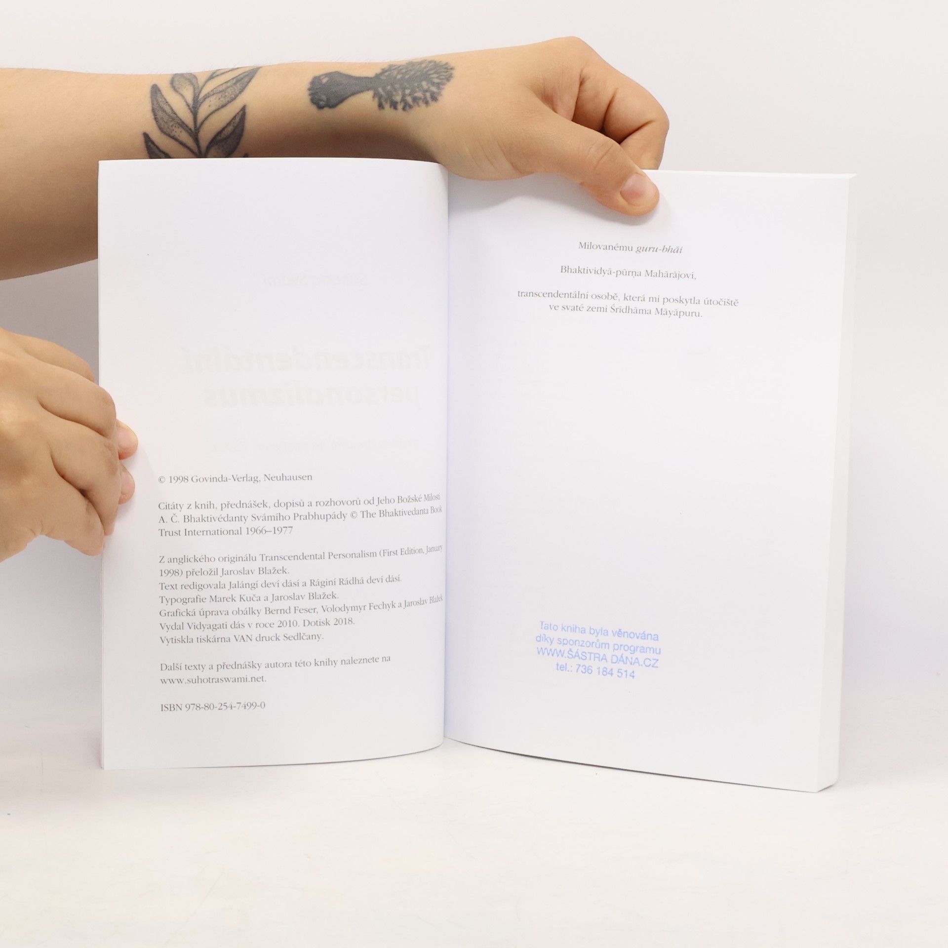 Suhotra Swami Transcendentální personalizmus: Védské odpovědi na postavení lidstva