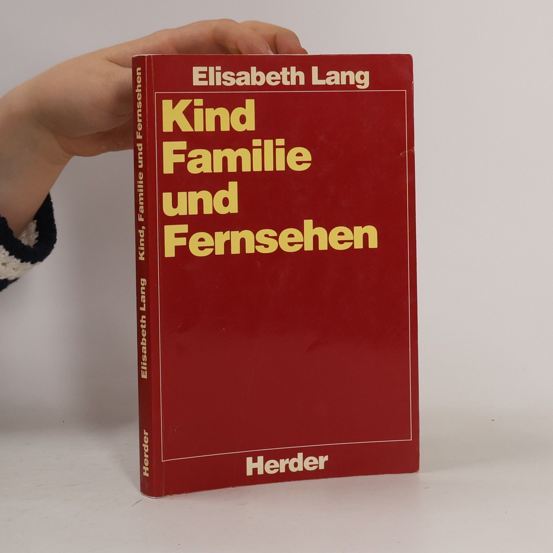 Elisabeth Lang Kind, Familie und Fernsehen