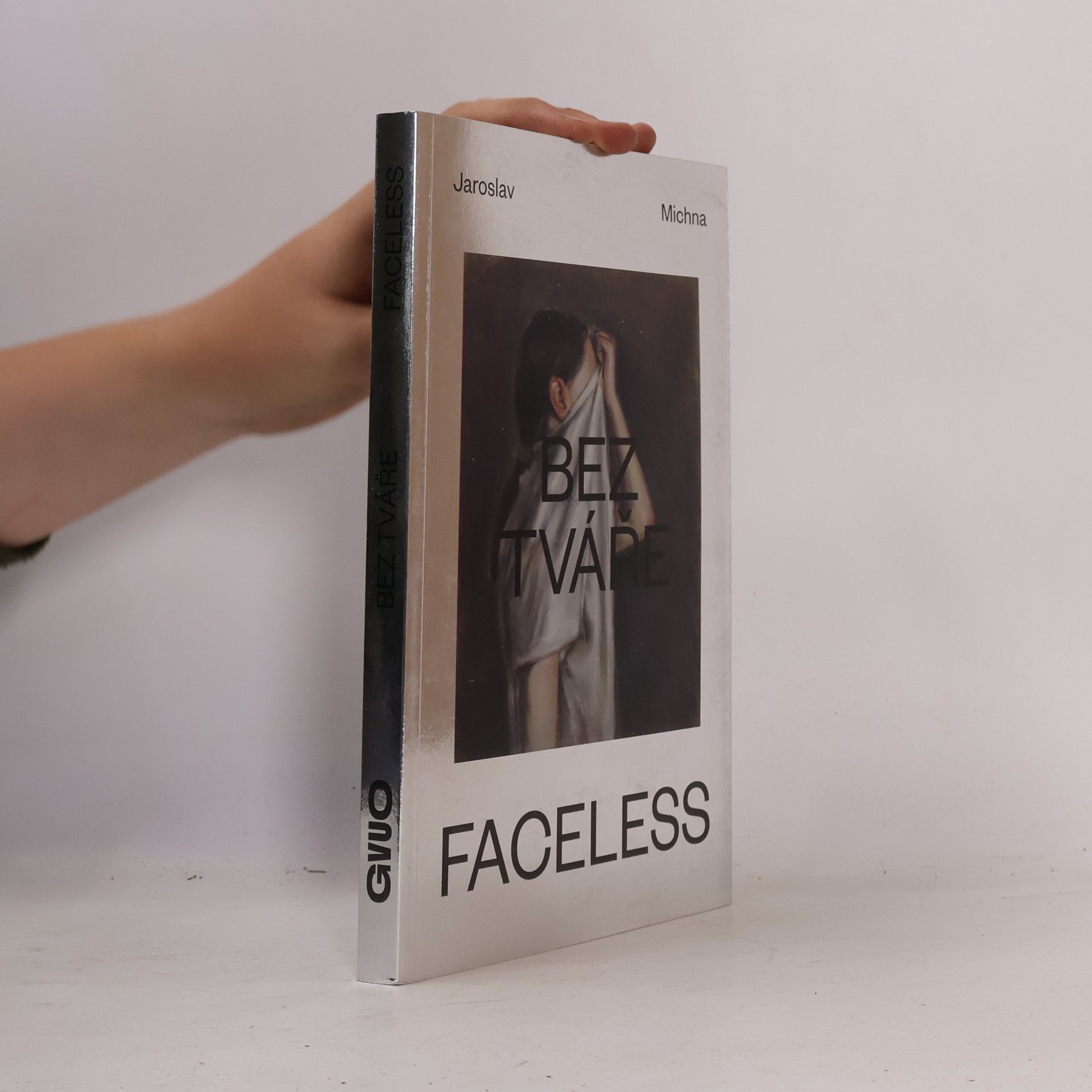 Zuzana Fadda Bez tváře. Faceless