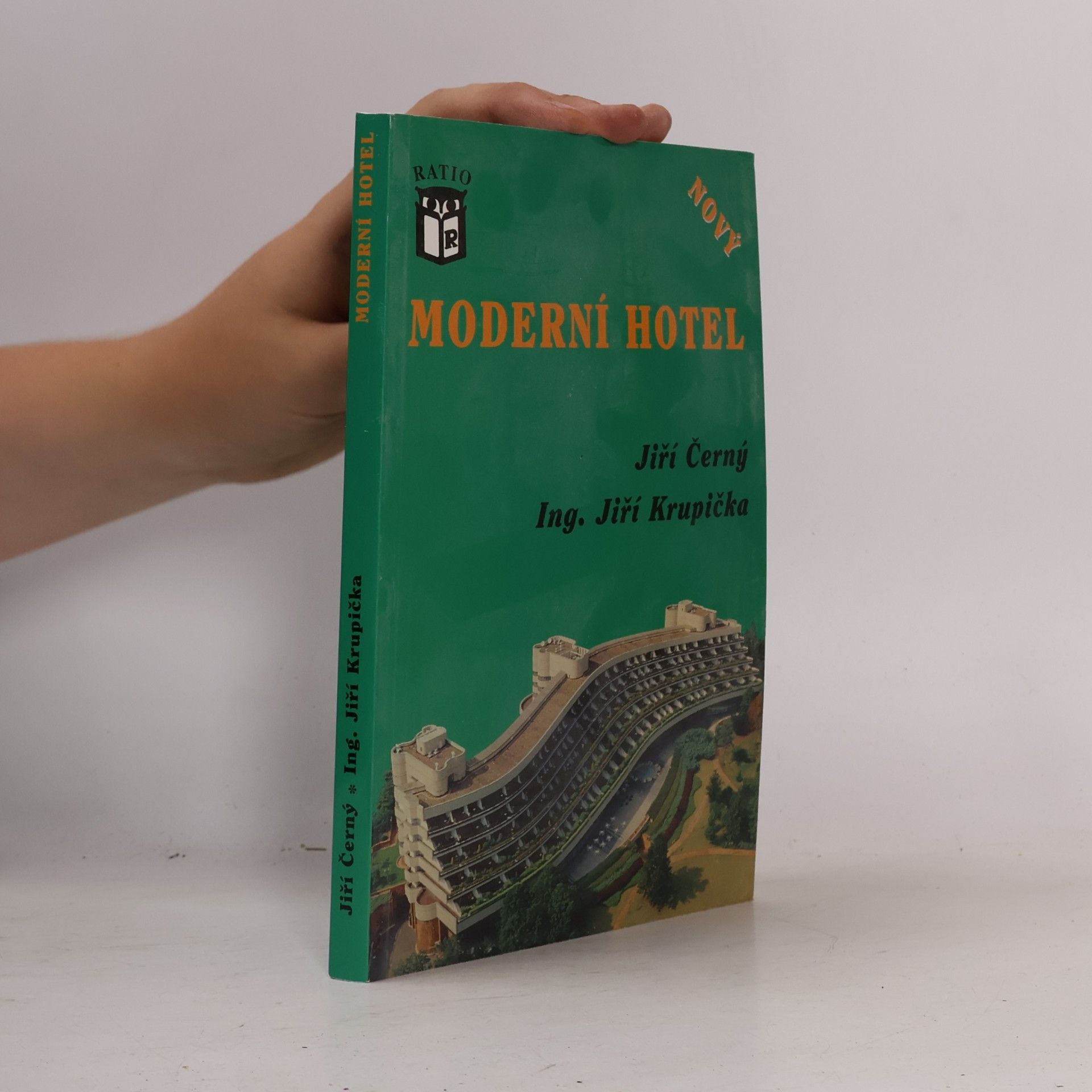 Jiří Krupička Moderní hotel