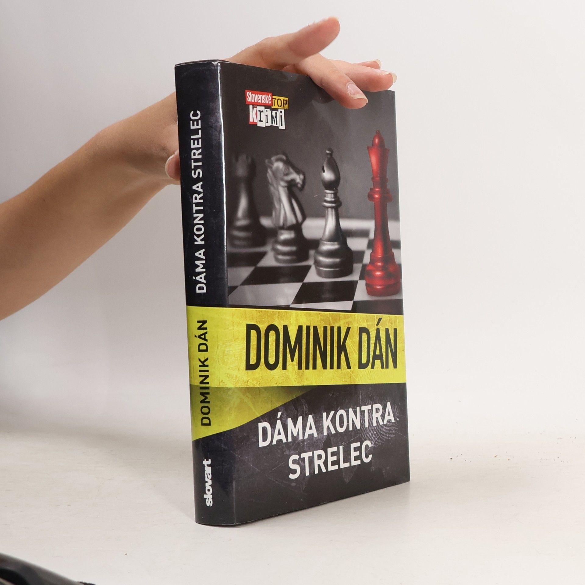 Dominik Dán Dáma kontra strelec