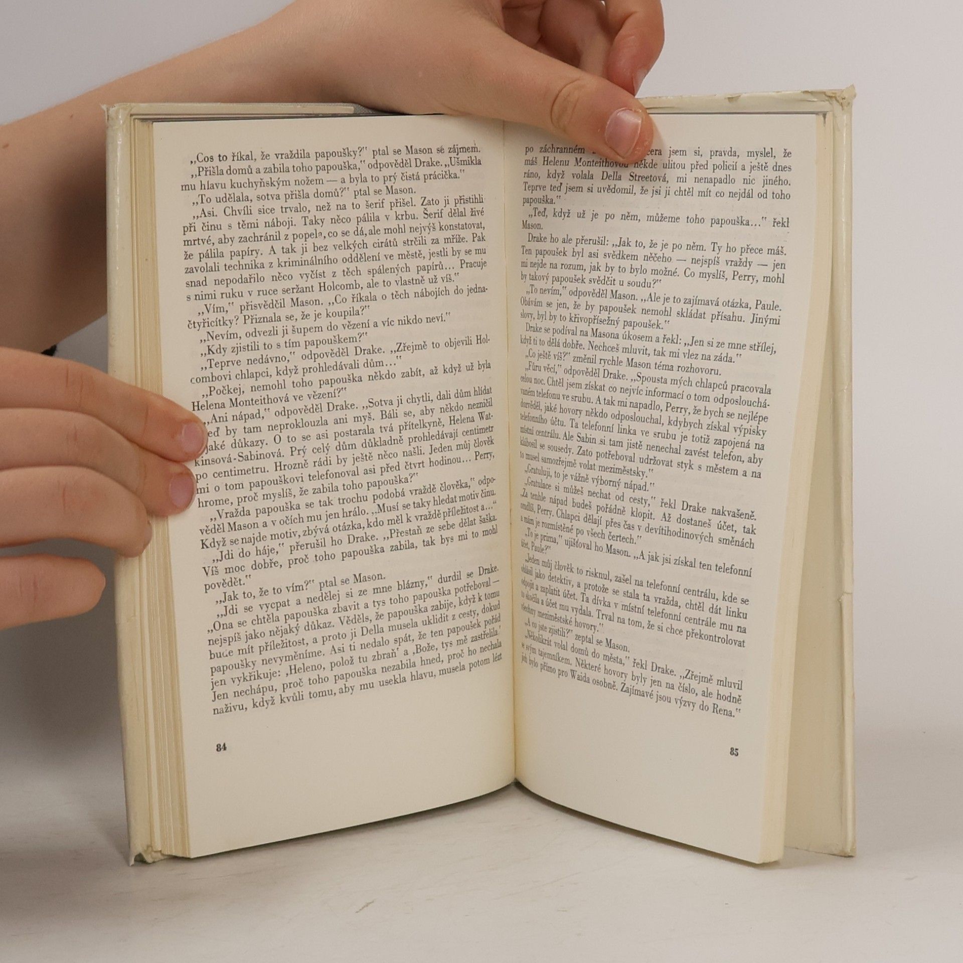 Erle Stanley Gardner Případ křivopřísežného papouška
