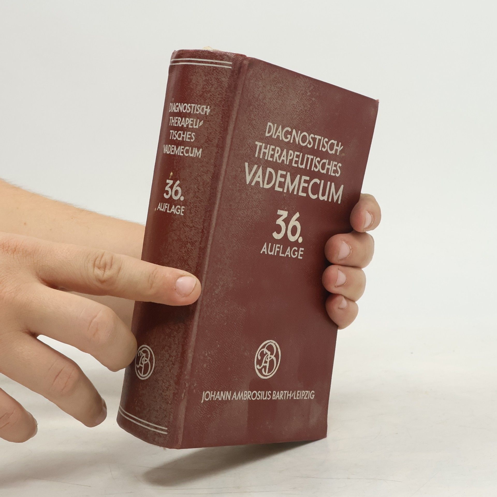 Autorenkollektiv Diagnostisch-therapeutisches Vademecum für Studierende und Ärzte