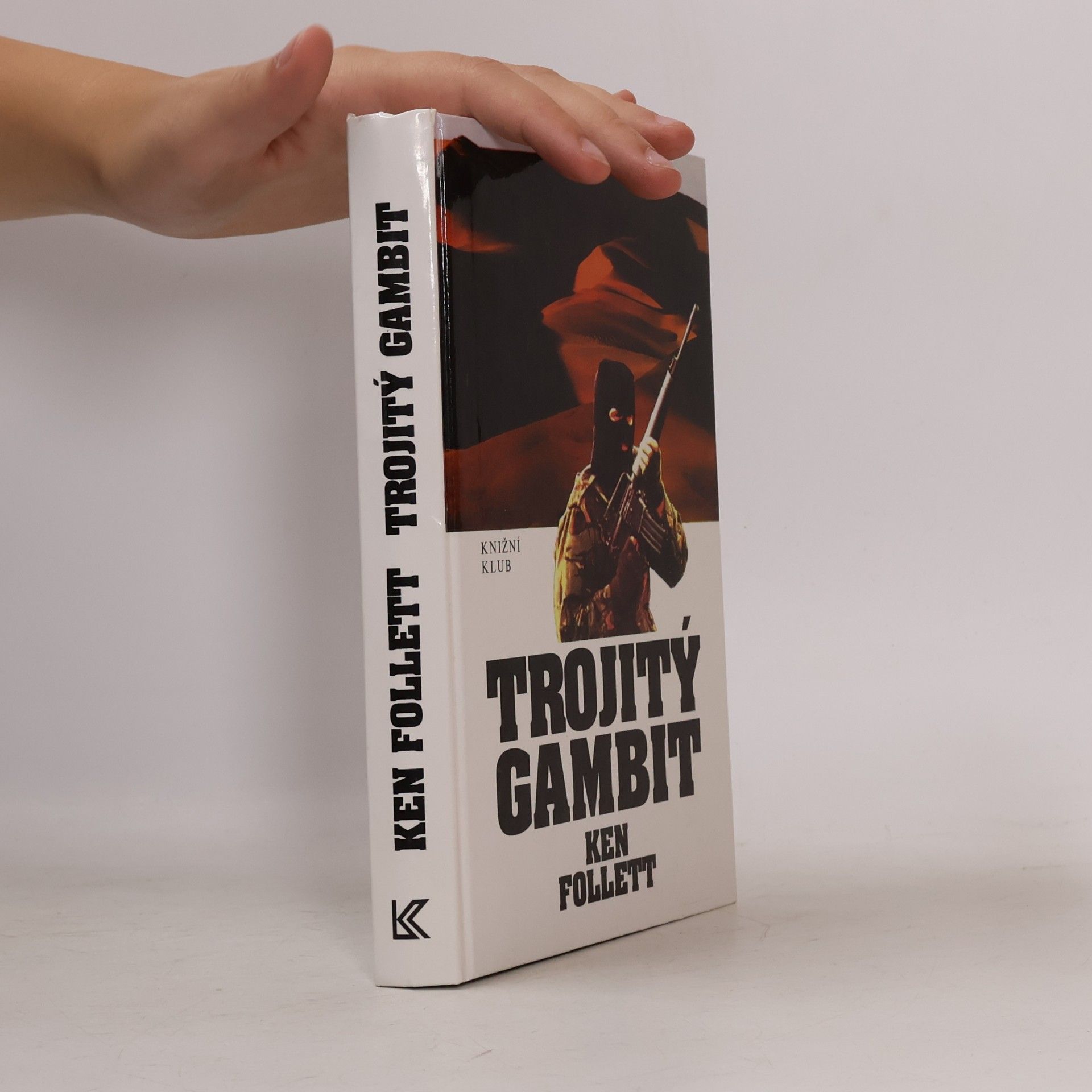 Ken Follett Trojitý gambit