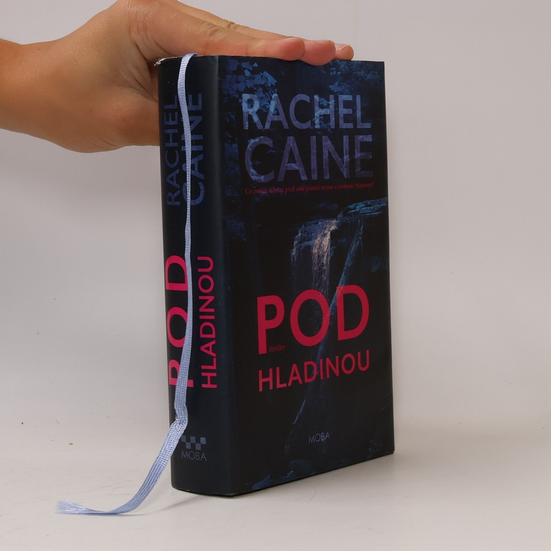 Rachel Caine Pod hladinou