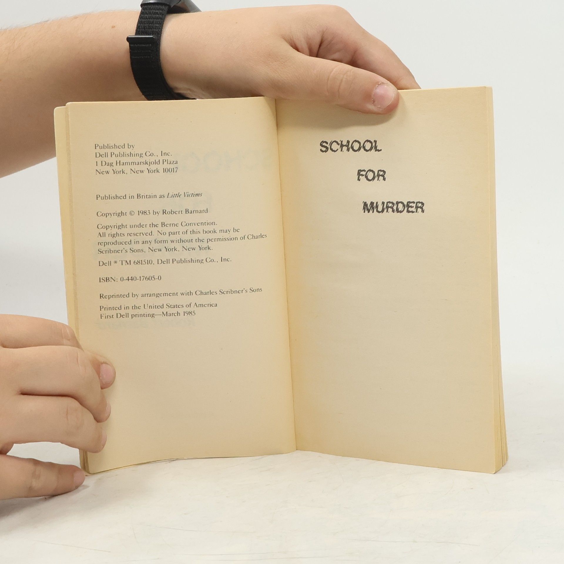Robert Barnard School for Murder