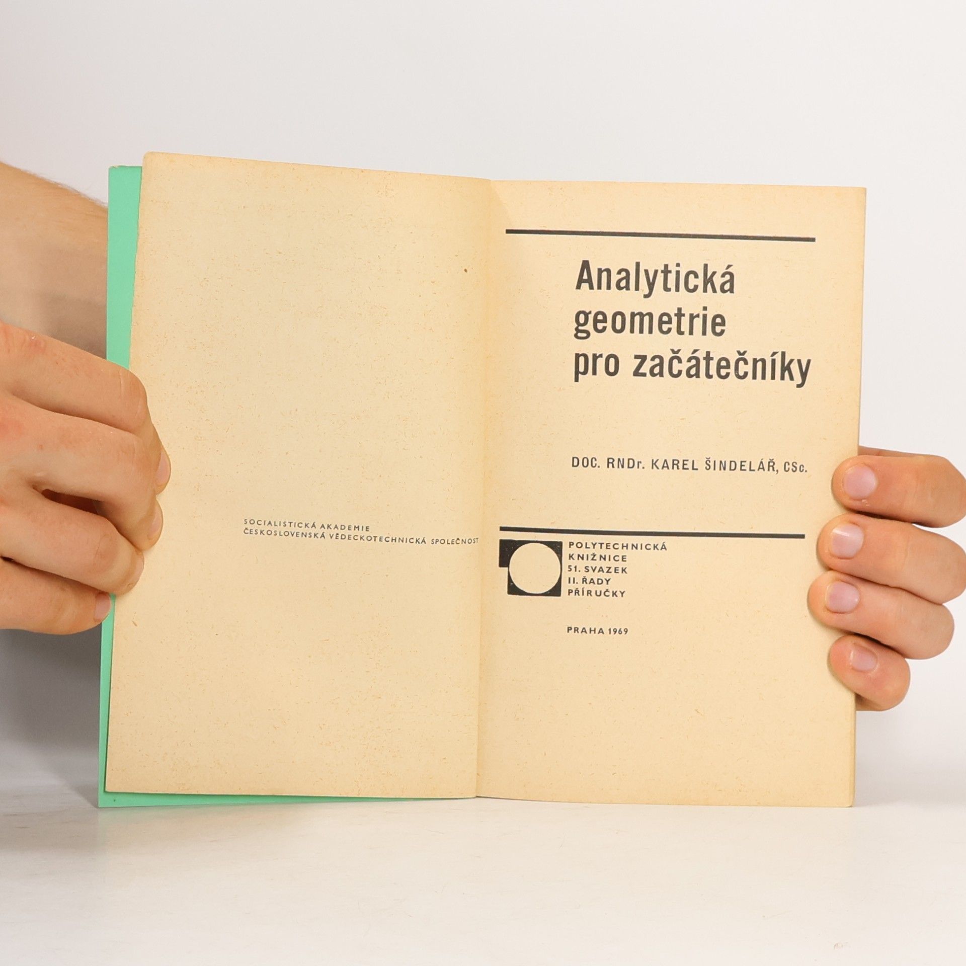 Karel Šindelář Analytická geometrie pro začátečníky