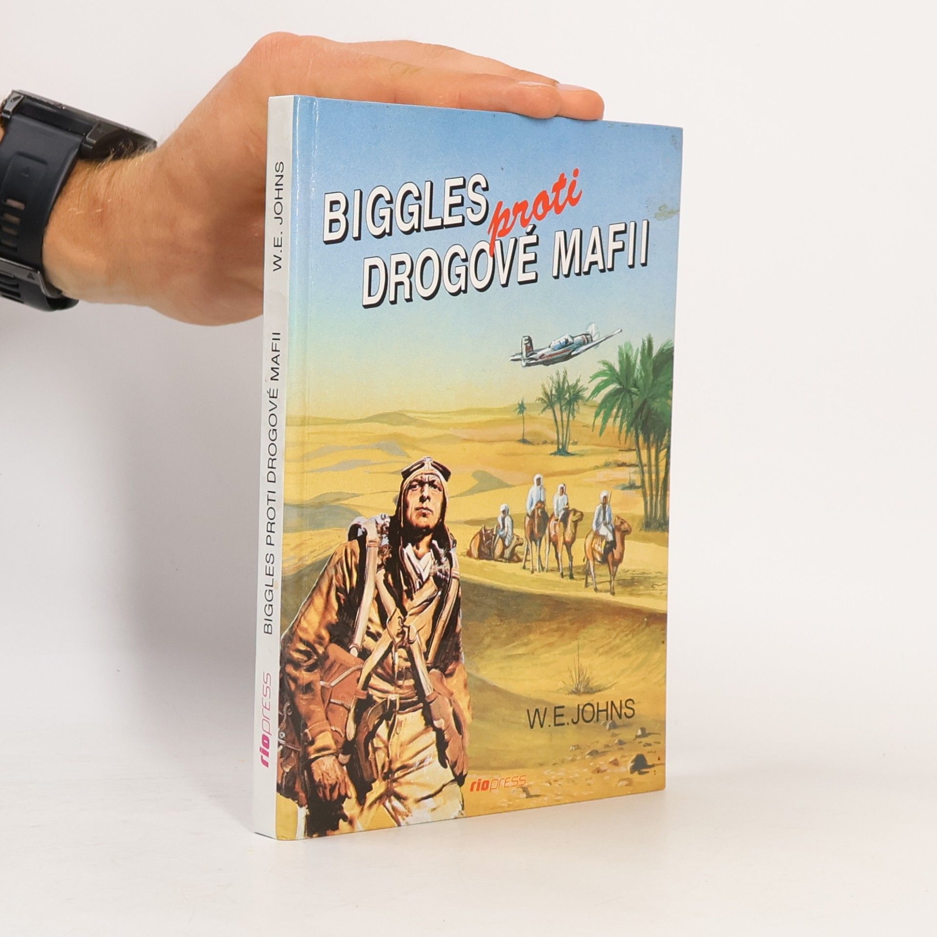 William Earl Johns Biggles proti drogové mafii