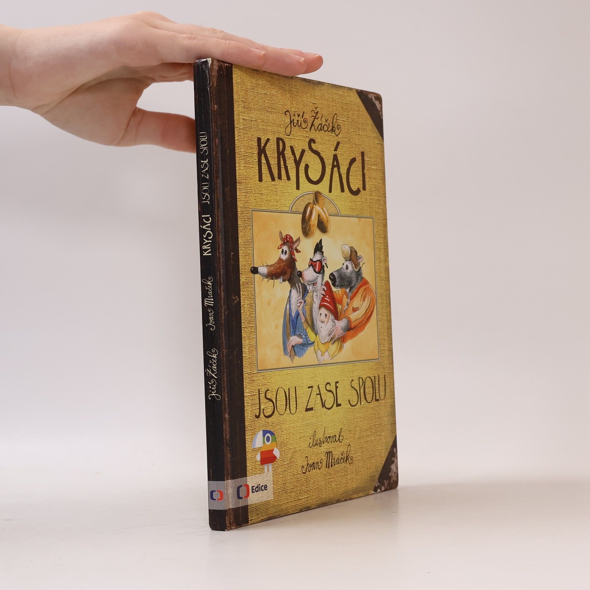 Krysáci jsou zase spolu