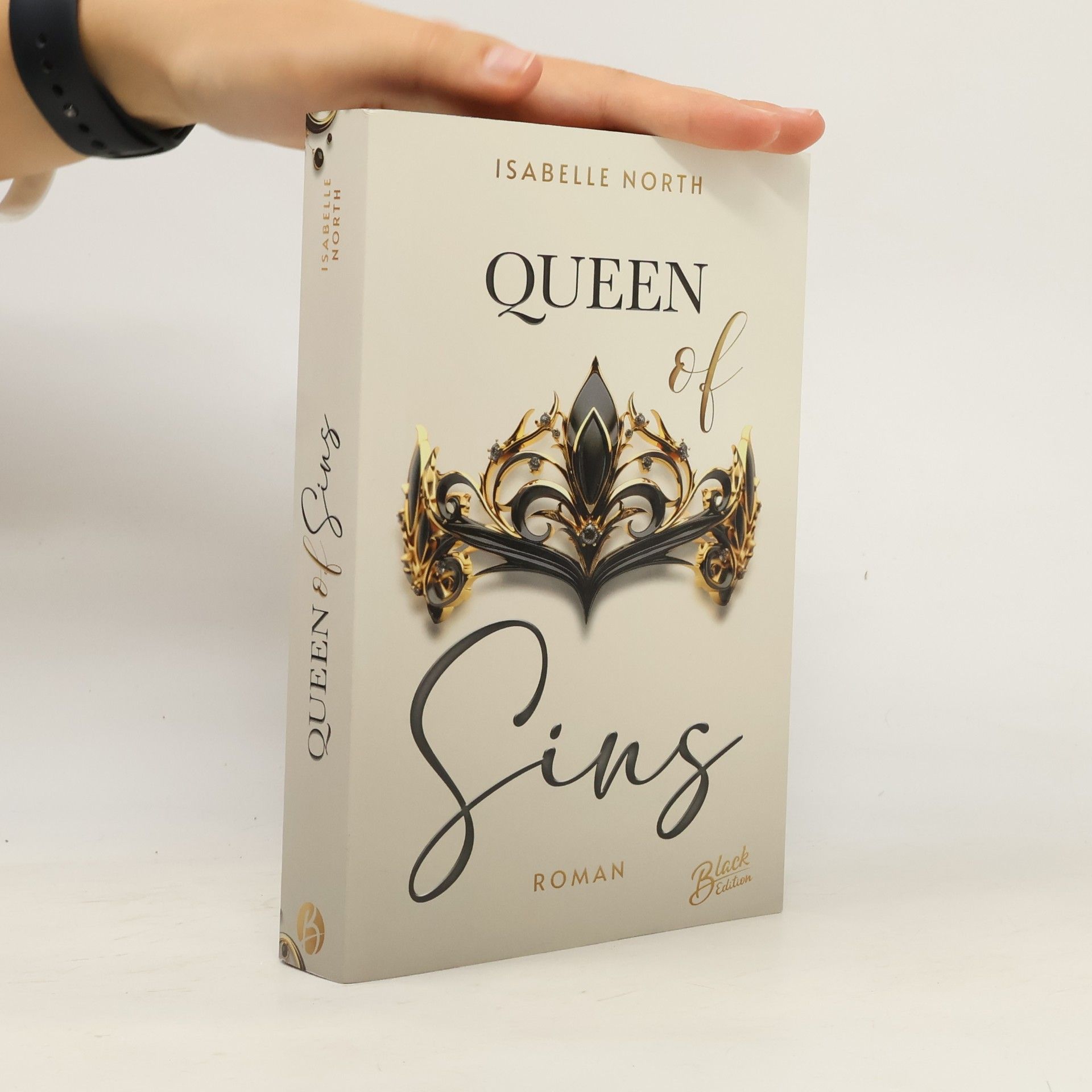 Isabelle North Queen of Sins