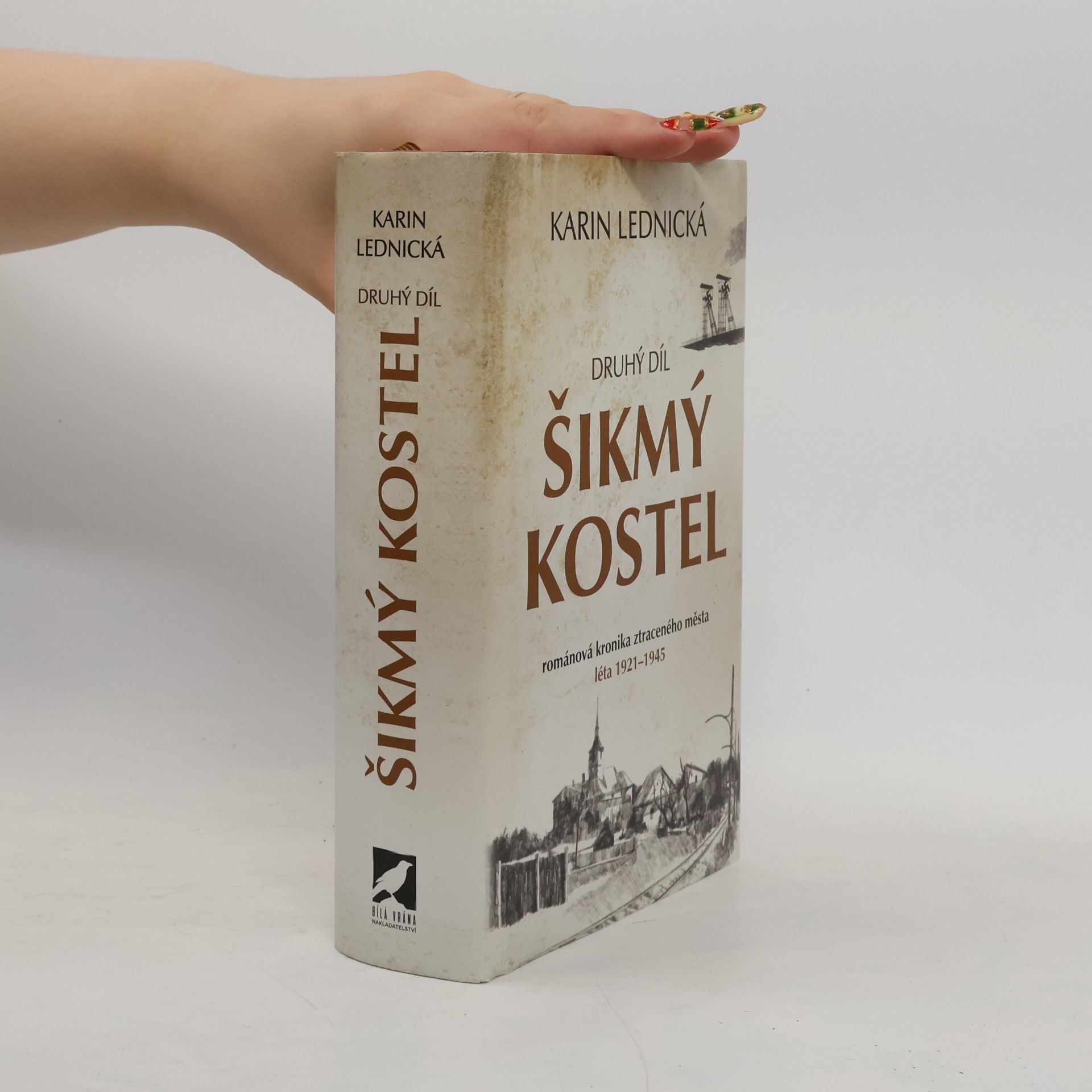 Karin Lednická Šikmý kostel 2