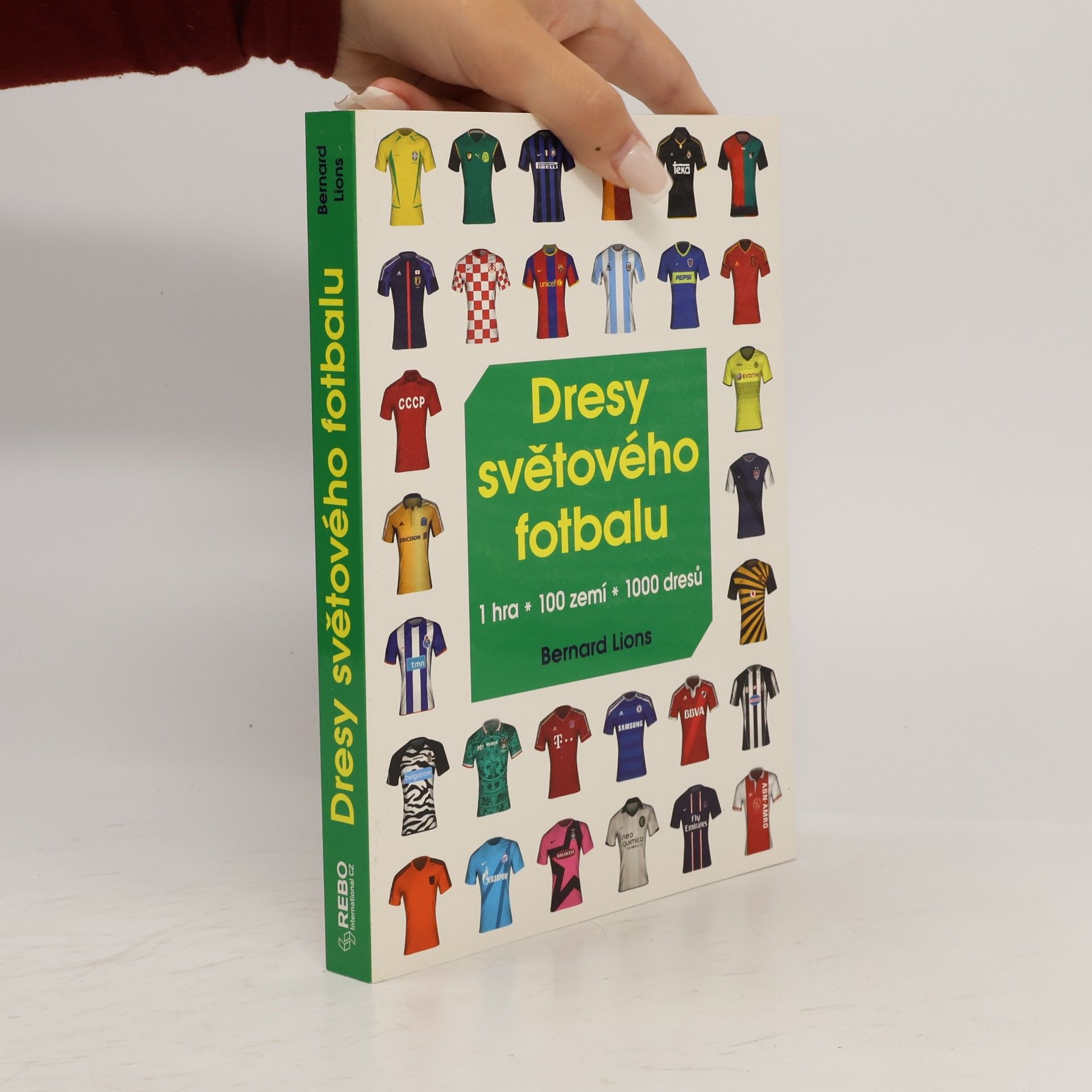 Bernard Lions Dresy světového fotbalu