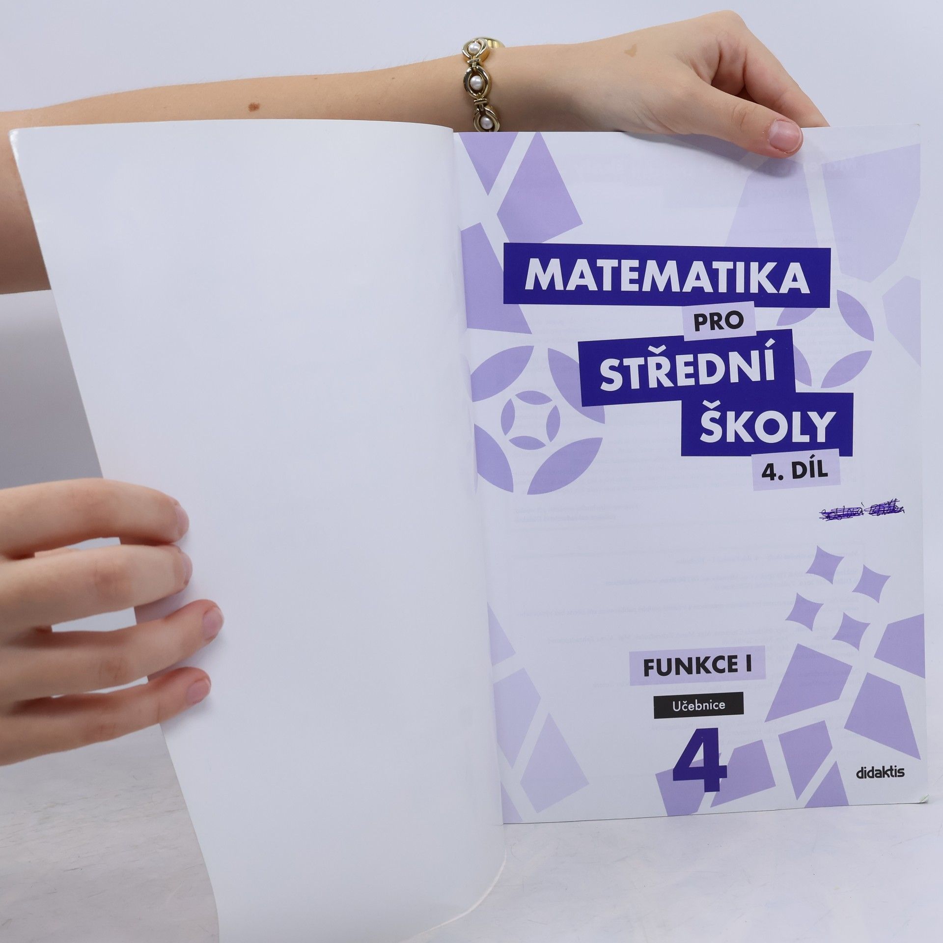 Rita Vémolová Matematika pro střední školy. 4. díl, Funkce I