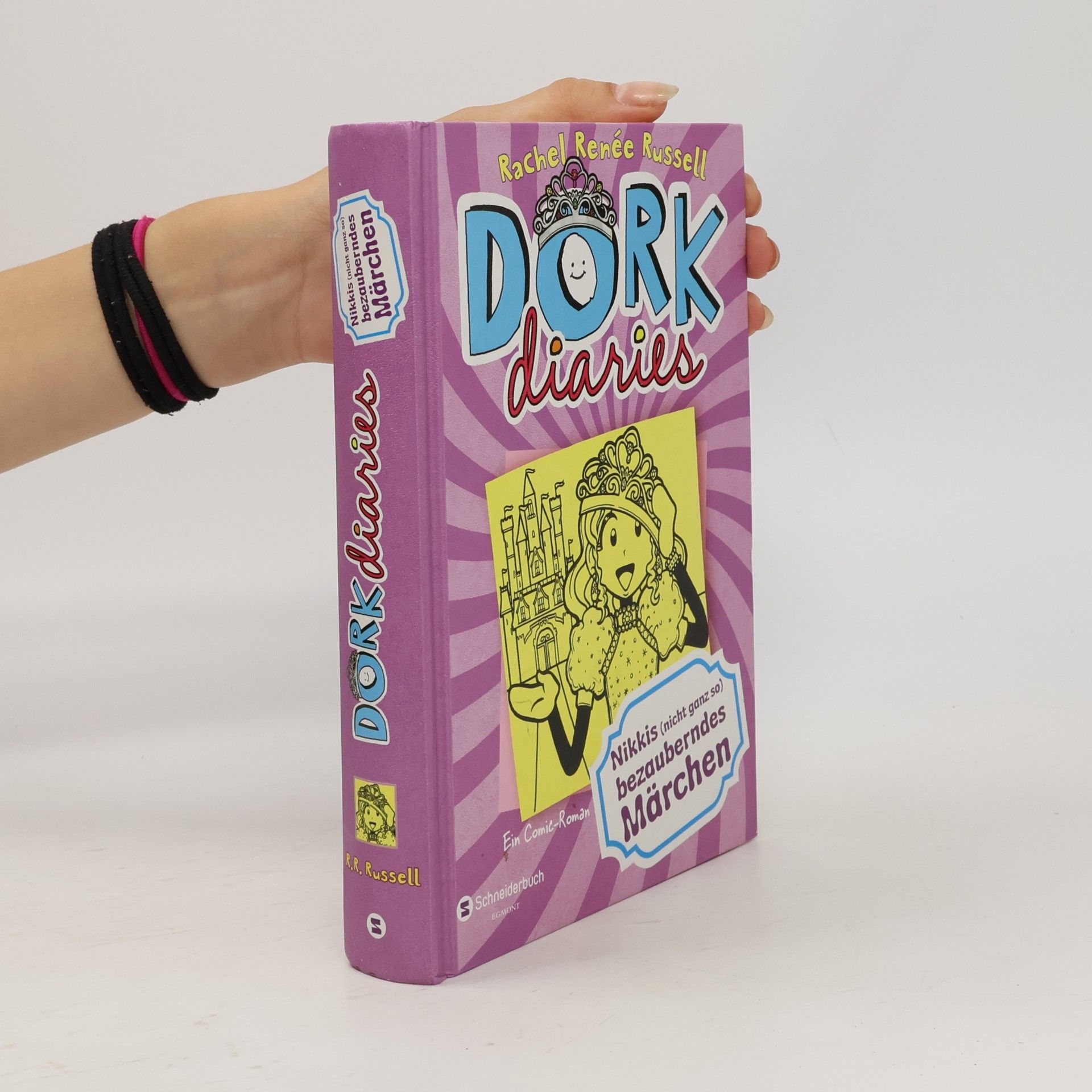 Rachel Renée Russellová Dork Diaries 8
