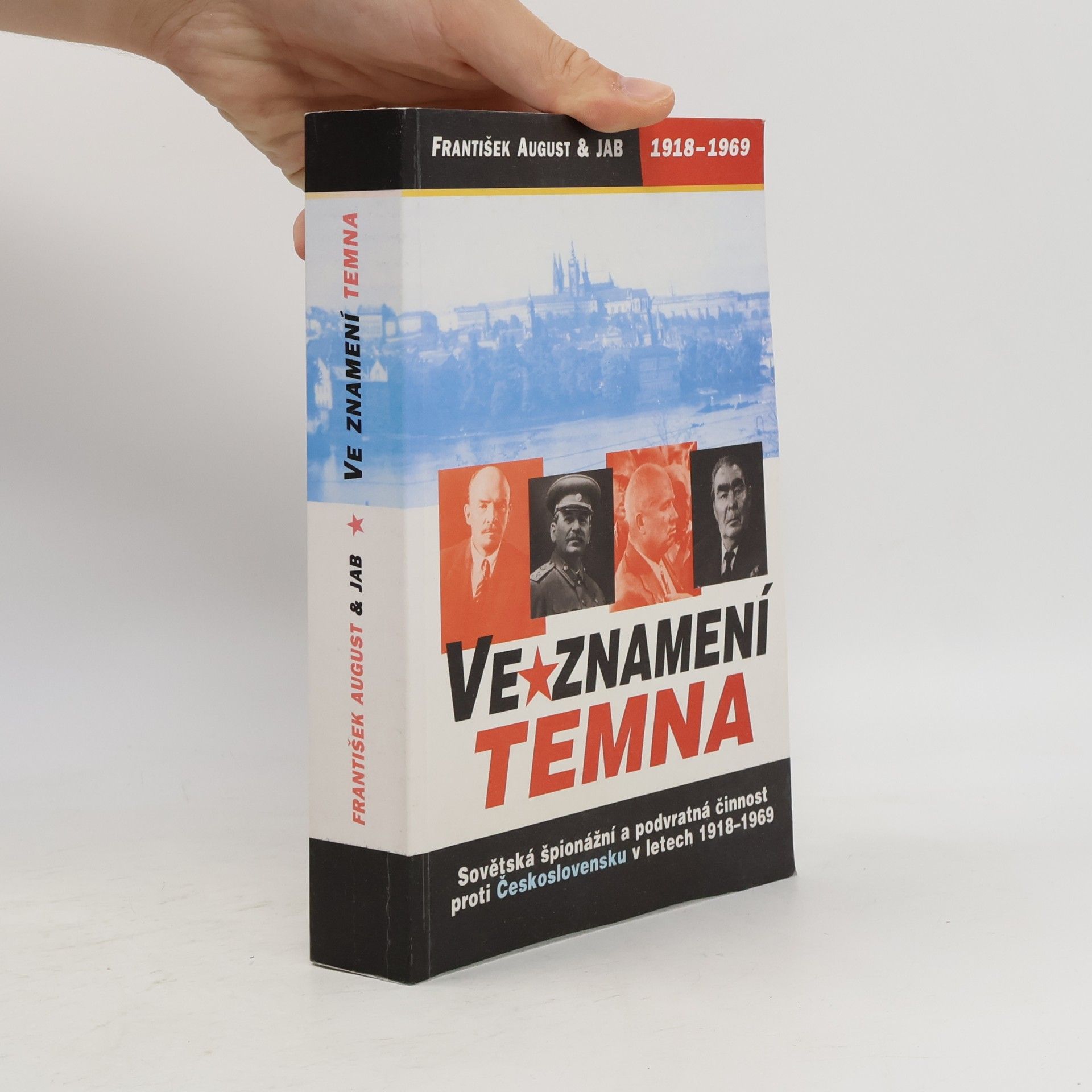 František August Ve znamení temna