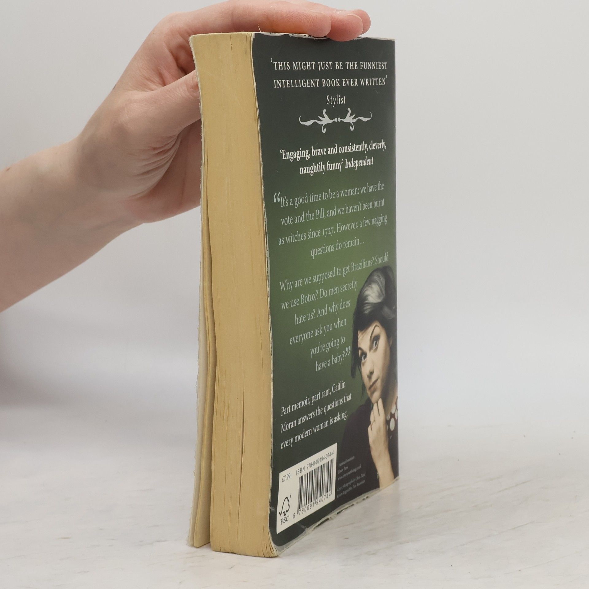 Caitlin Moran How to be a woman