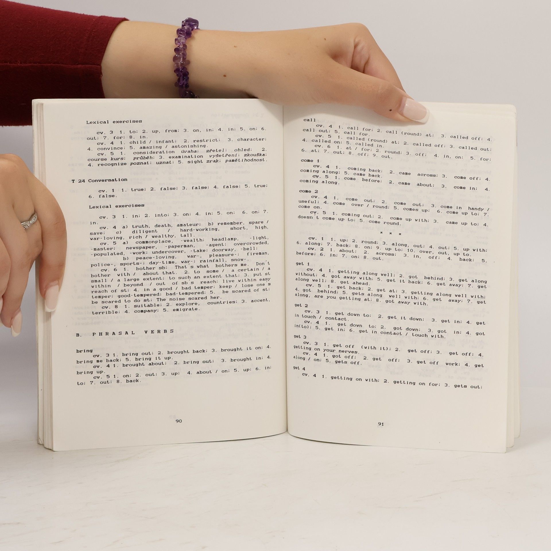 kolektiv Klíč ke cvičením v učebnicích. Angličtina pro jazykové školy I., II., III., IV.