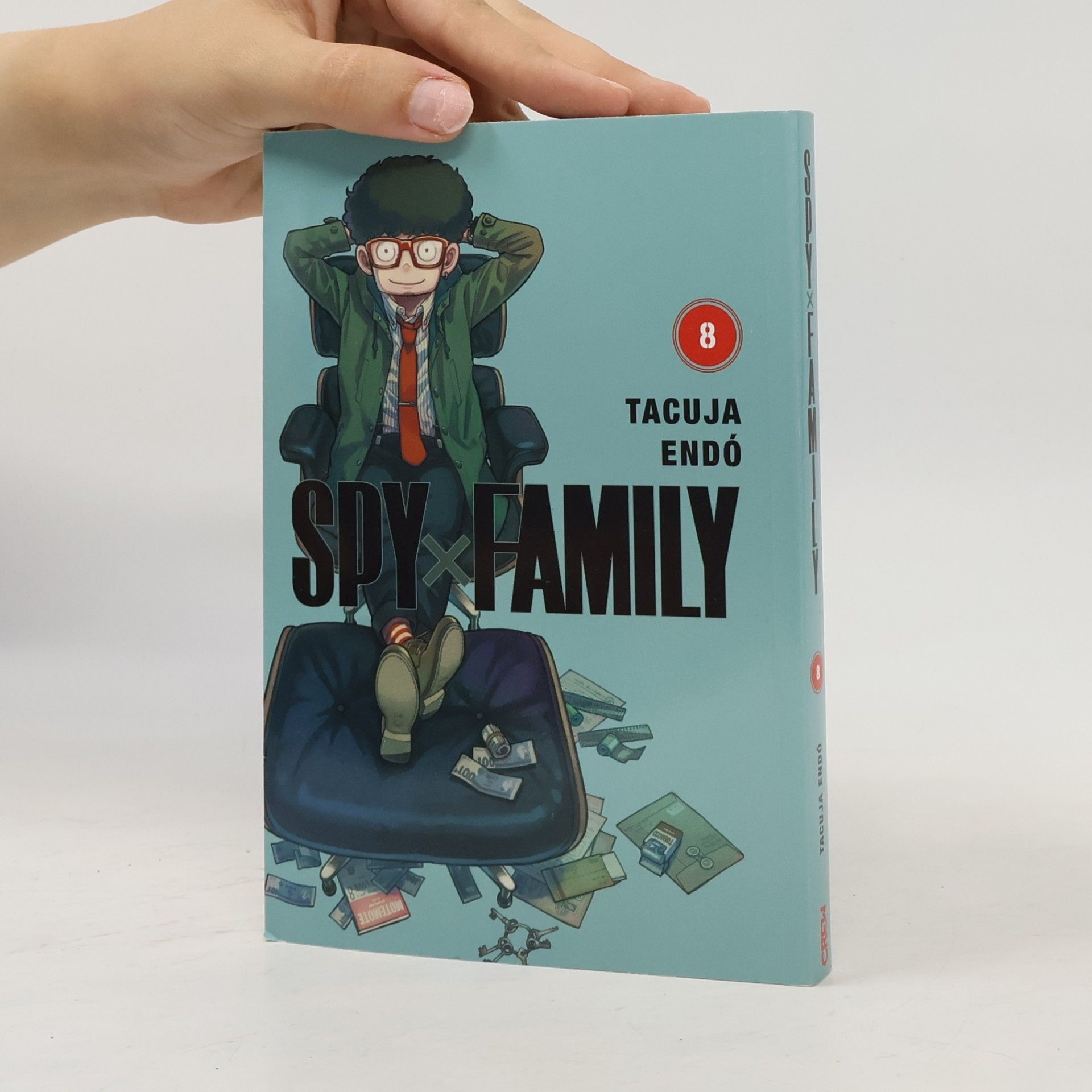 Spy x Family. 8