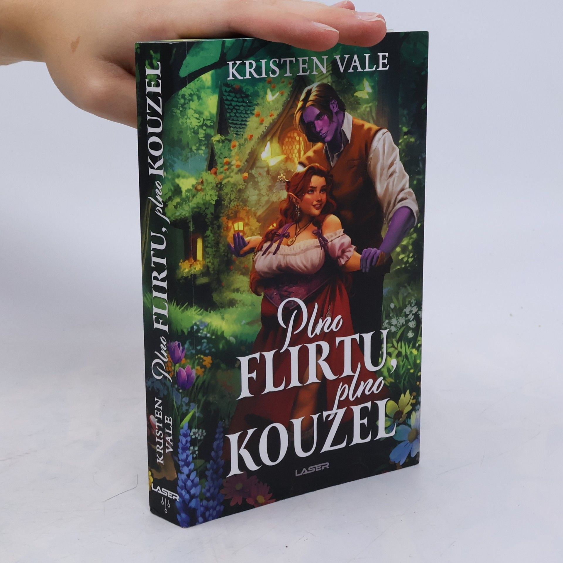 Kristen Vale Plno flirtu, plno kouzel