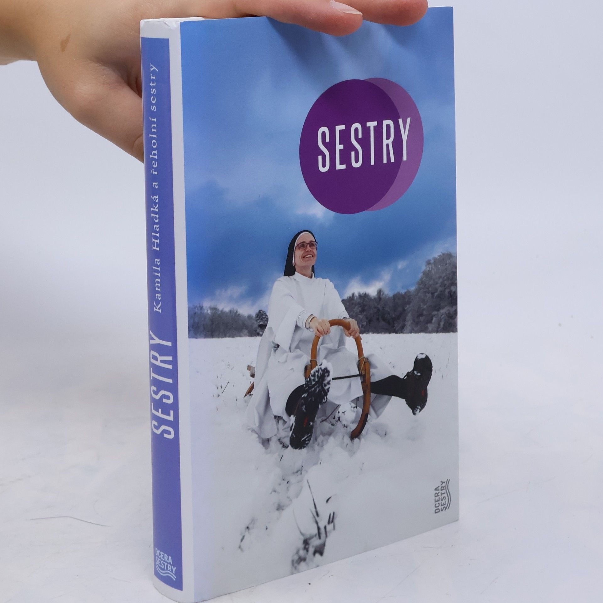Kamila Hladká Sestry